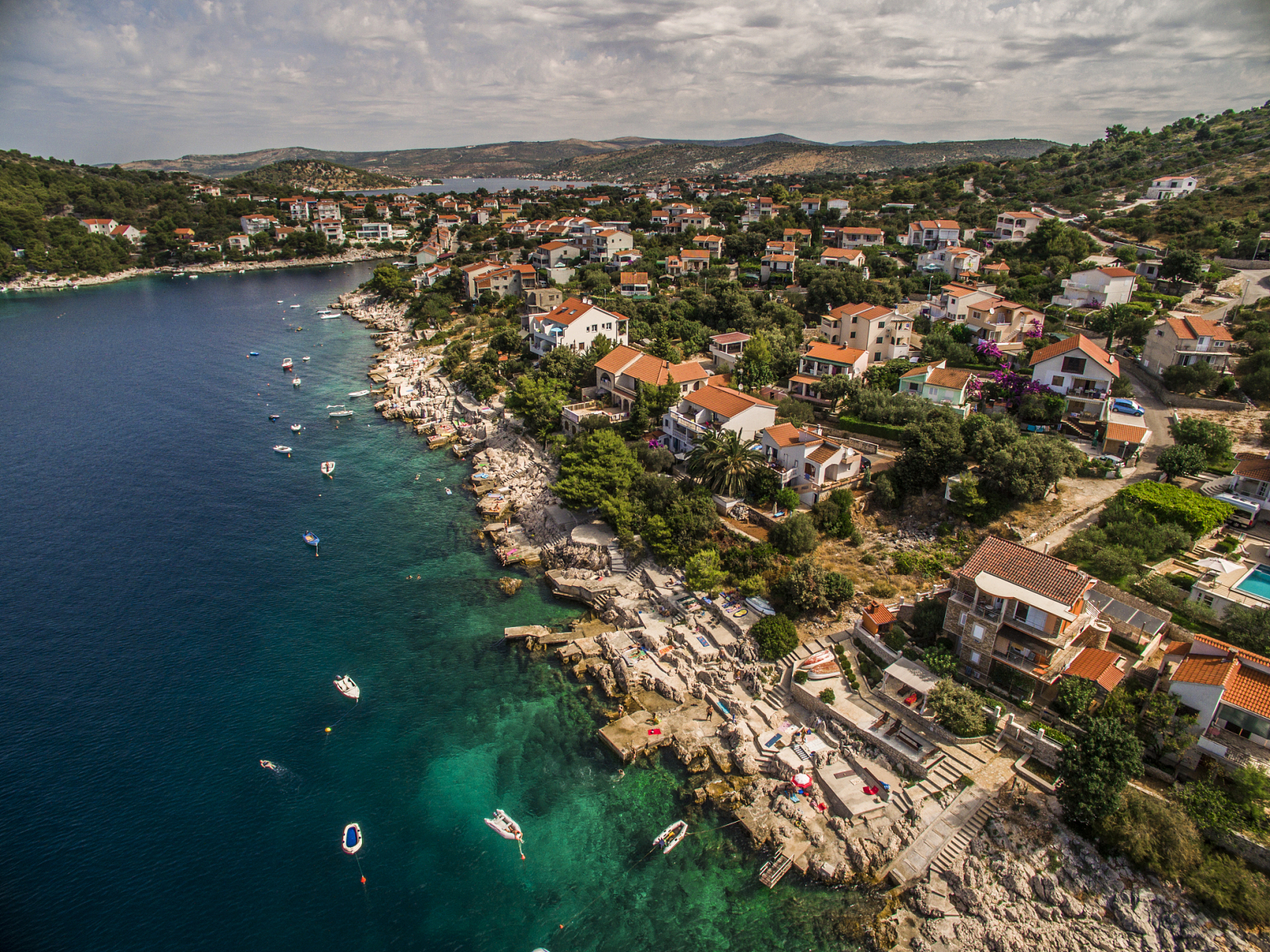 巴黎心脏上的绿洲:圣路易岛,穿越历史的浪漫漫步  98 在巴黎这座光