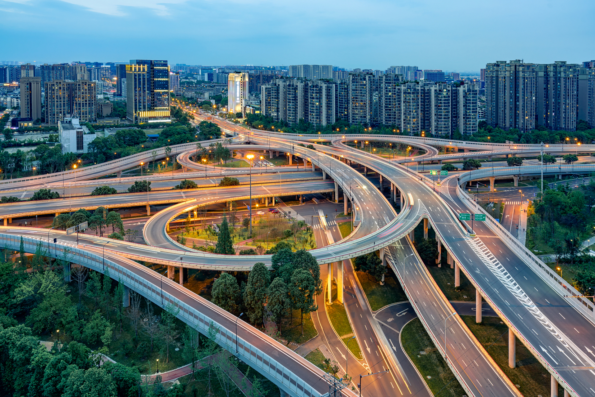 目前,新都区正开展五环路新都段前期工作,因五环路新都段主要为薪建