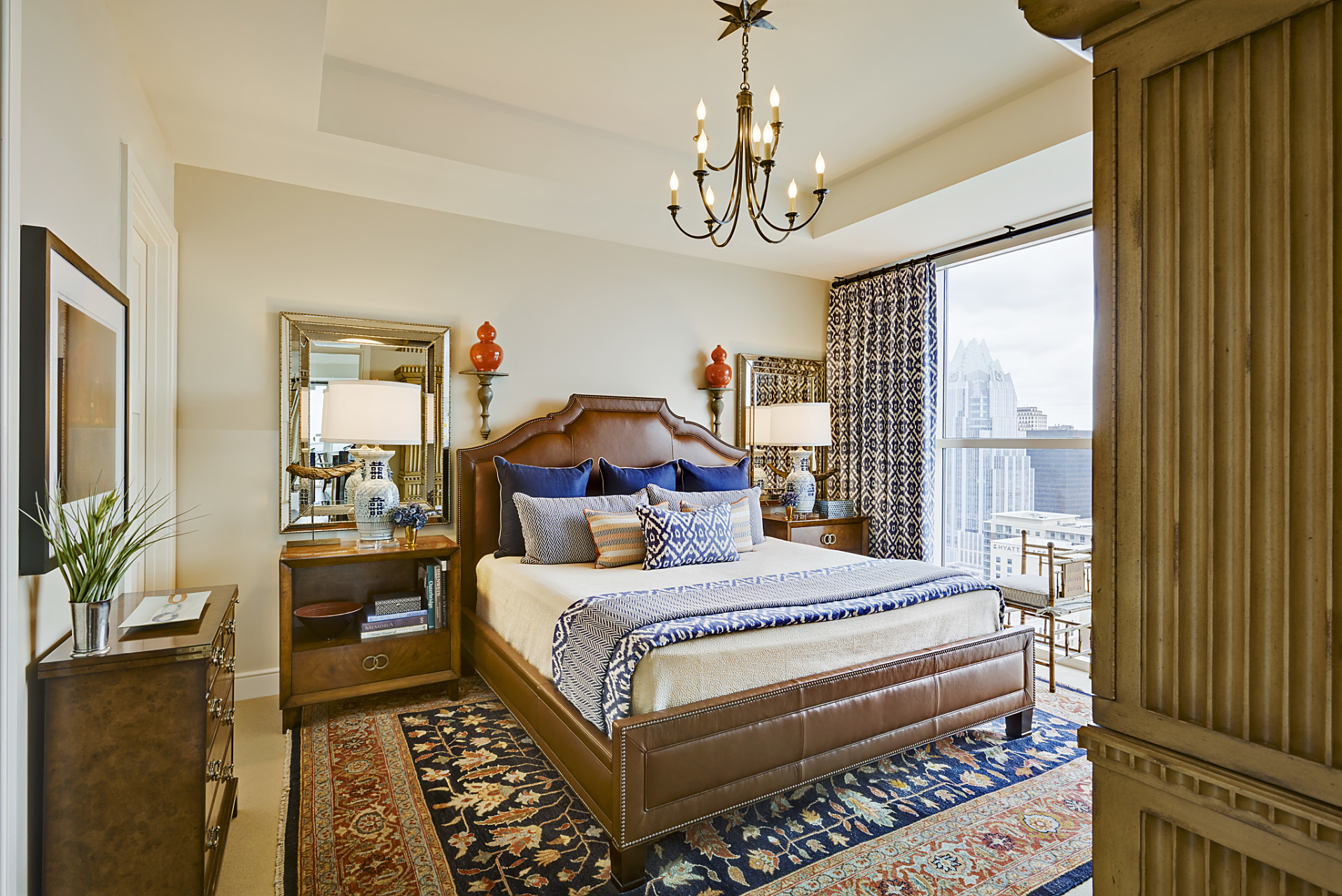 美式风格卧室装修颜色搭配 一,土耳其蓝和米色 美式风格卧室所追求的