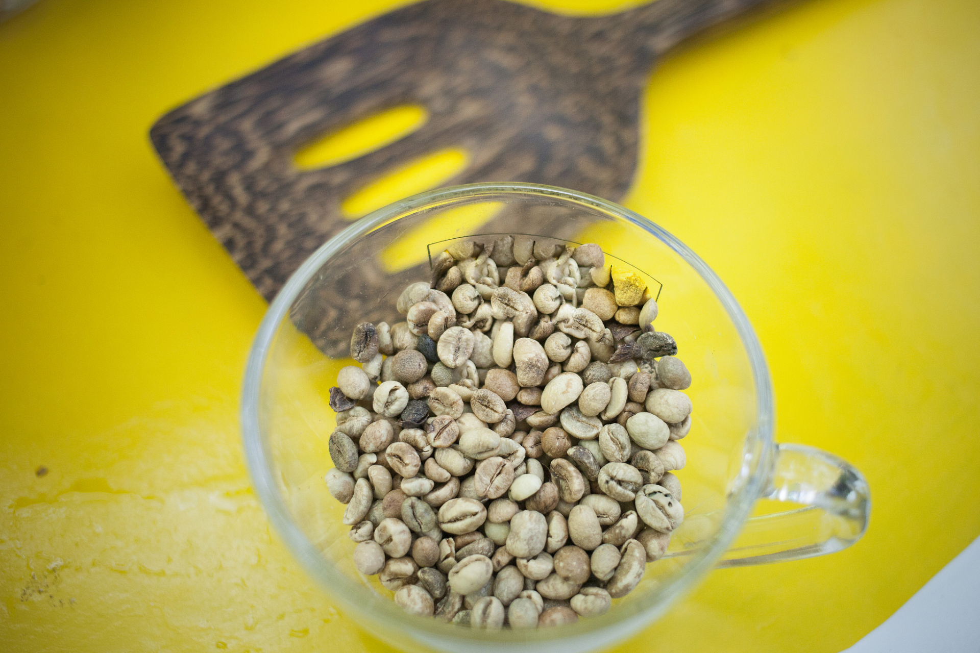 吃乌麦益智口服液有用吗	乌麦益智口服液对孩子的脑部发育有帮助,但是