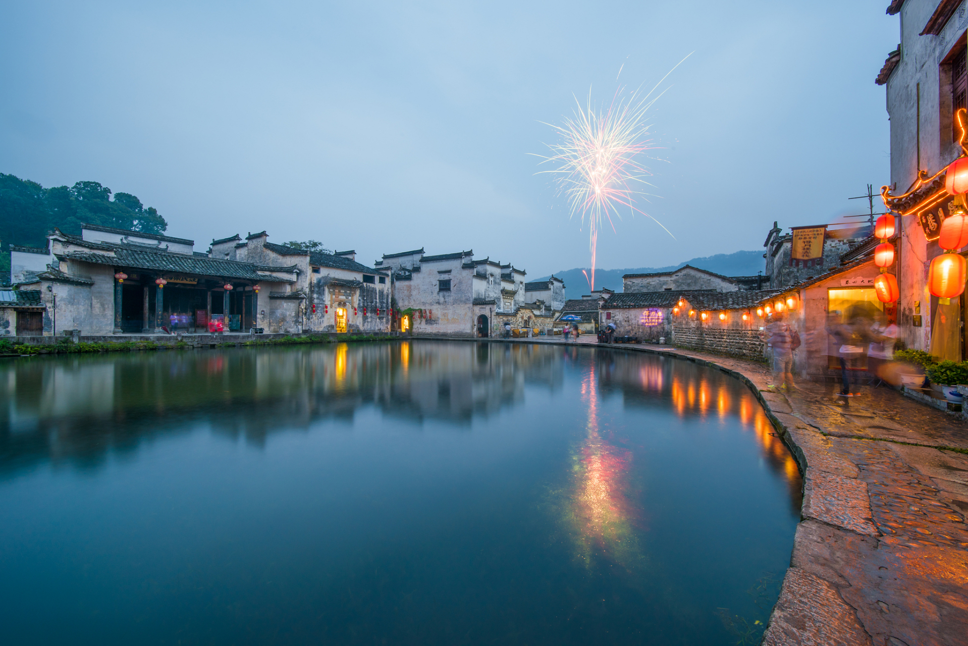 徽州古城,位于中国安徽省黄山市歙县,是古代徽商的重要聚居地,也是