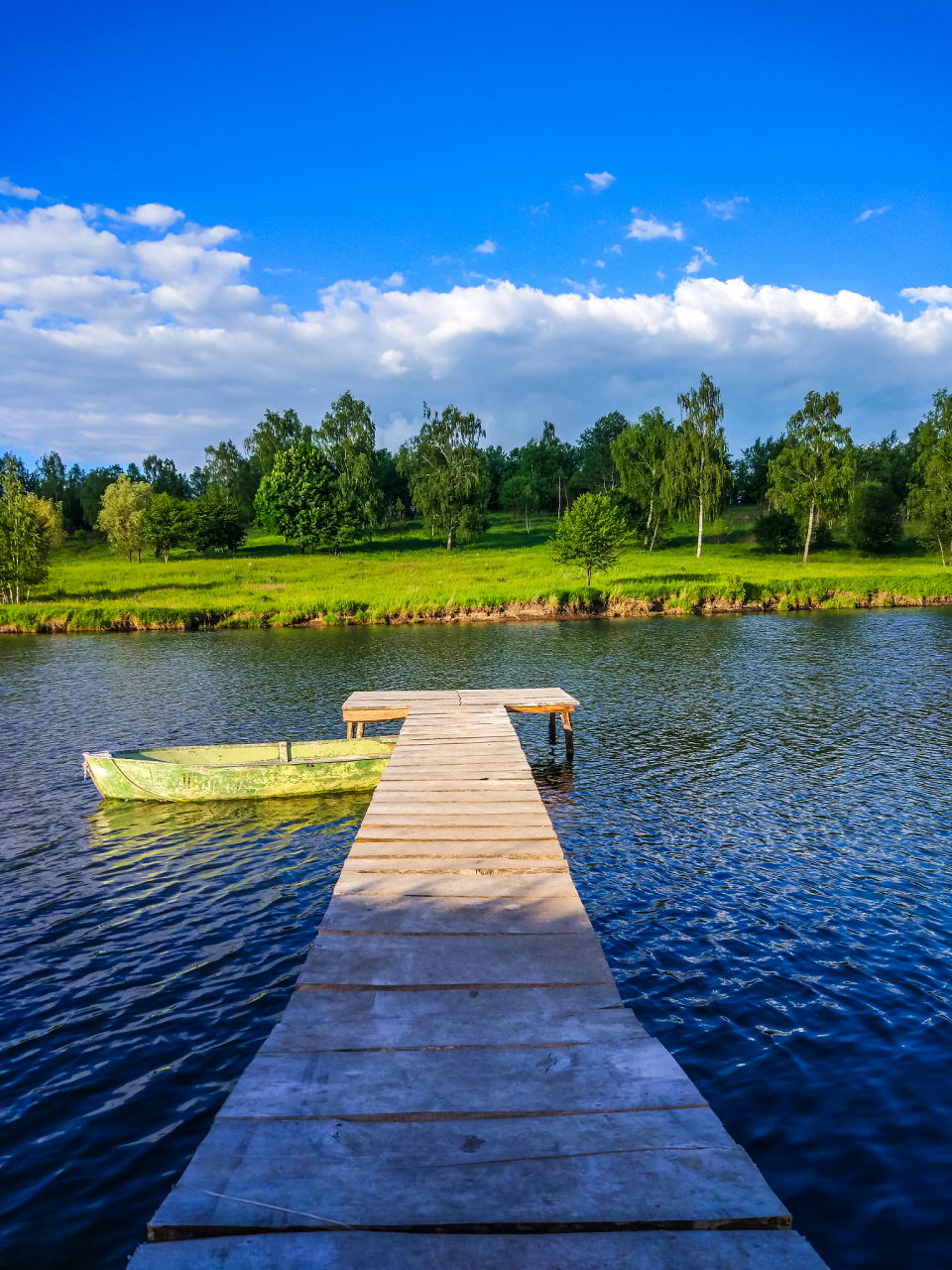 黎香湖地处南部生态农业园区腹心地带,距重庆主城59公里(高速),南川