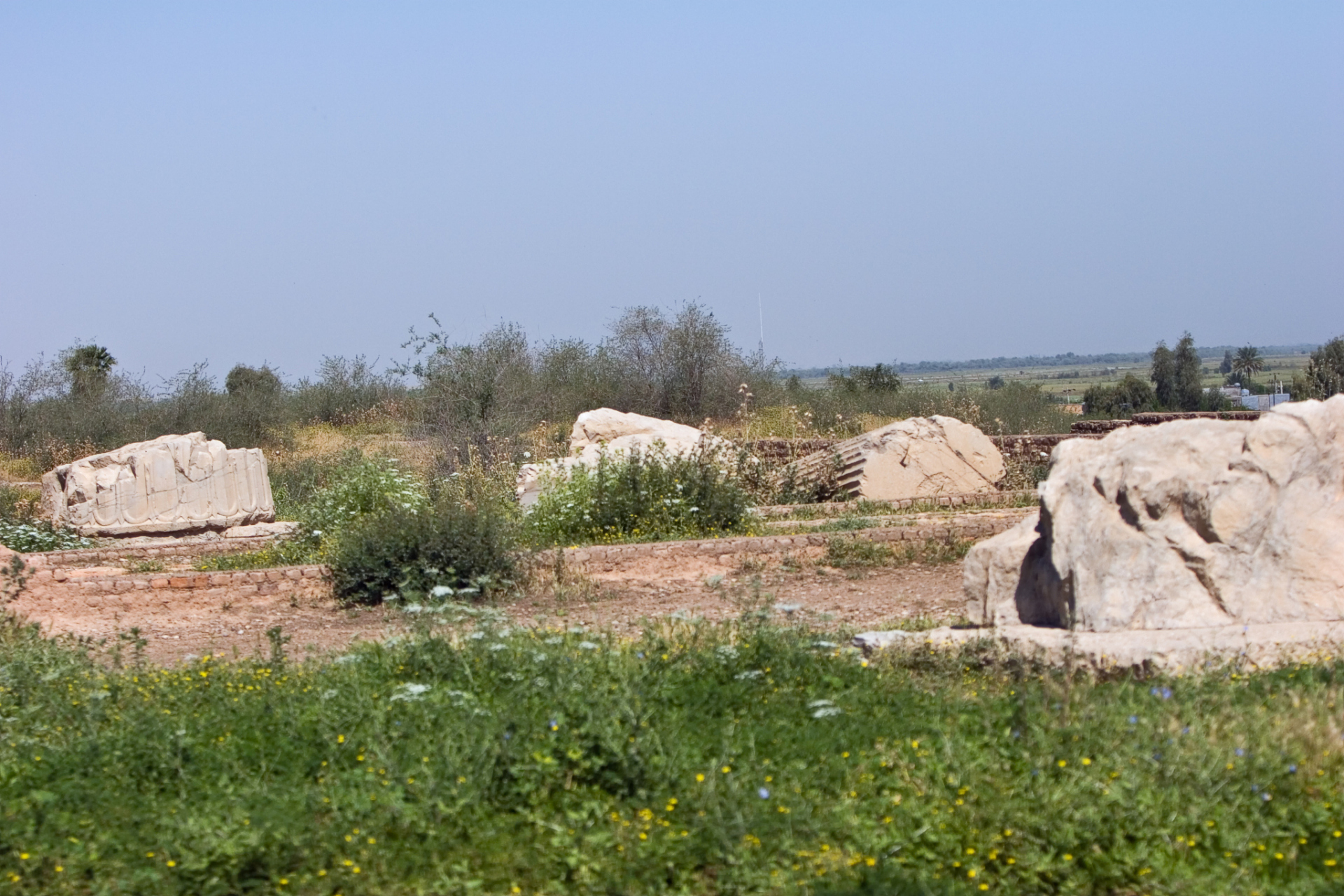 清柳条边遗址是一处古代边墙,见证了清王朝为保障盛京特权利益而修筑