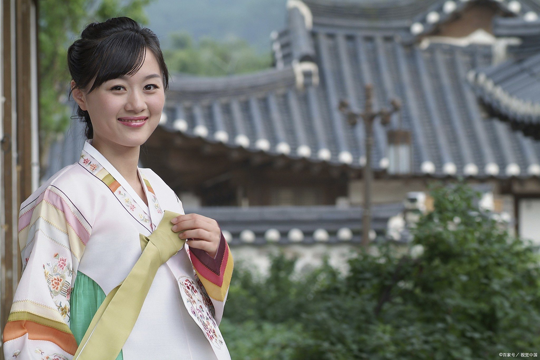 朝鲜姑娘嫁90后浙江小伙,岳父却不要车房和彩礼,只要一吨大米?