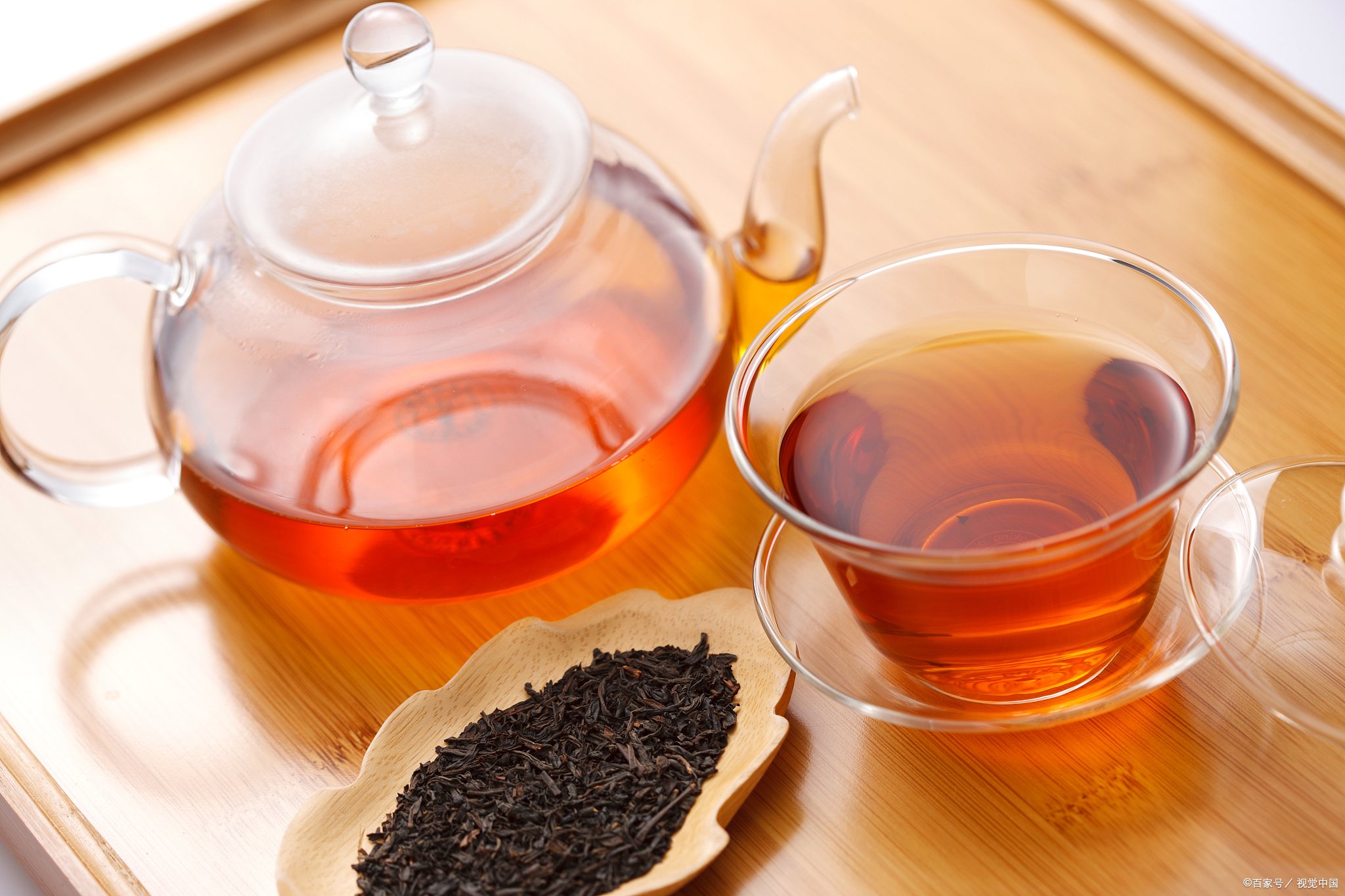 红茶的功效与作用有哪些?秋冬喝红茶解疲养颜,暖胃清热促消化!