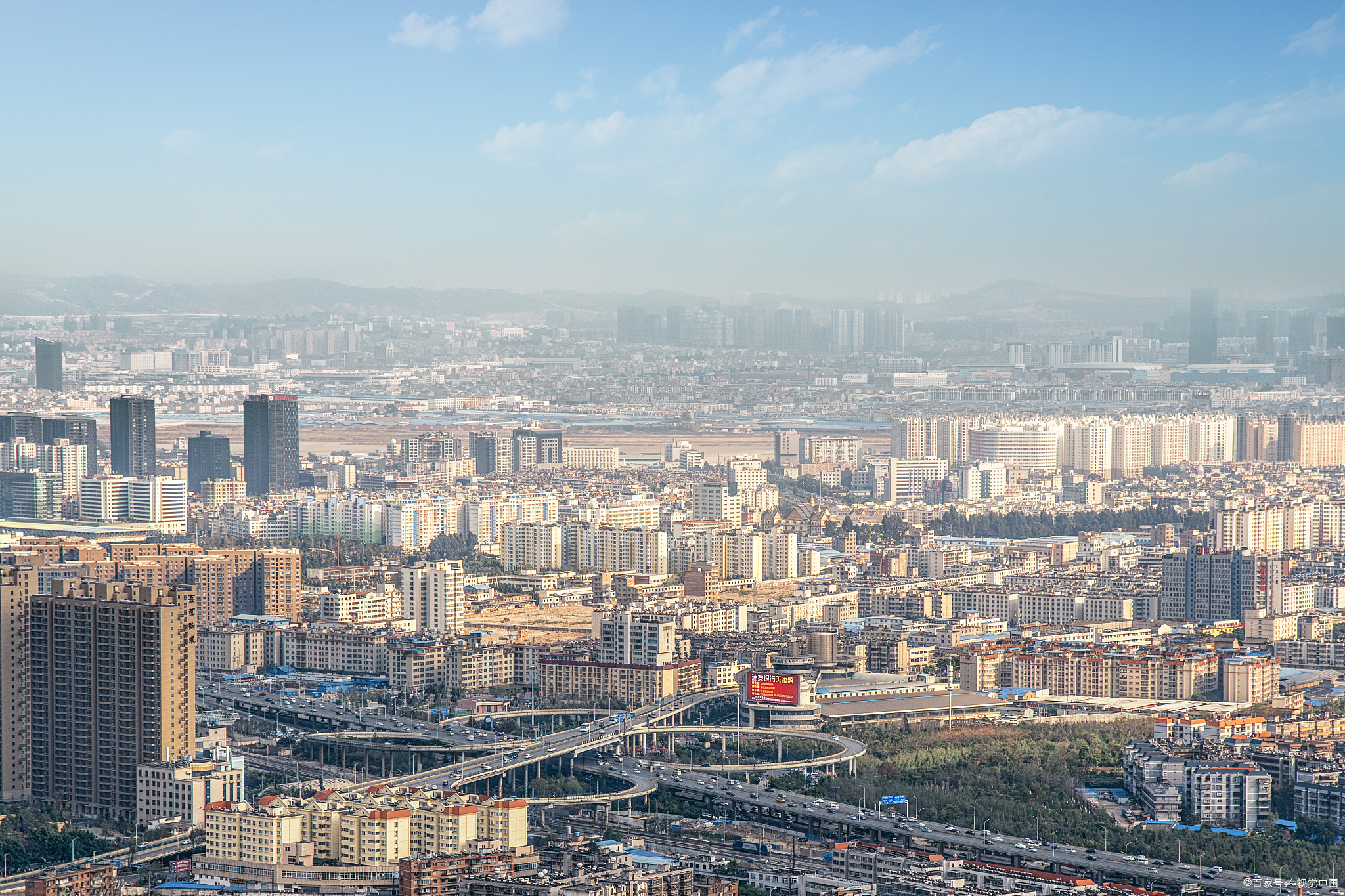 昆明揭秘:不是雨城,而是永恒的春天!  昆明不是雨城.