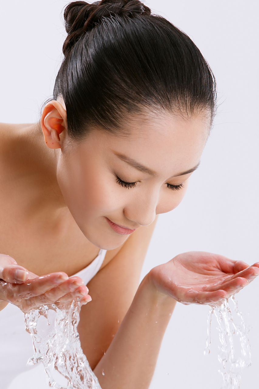 你可能从来都没有想过洗脸其实会对脸不好,其实如果每天多次洗脸,就有