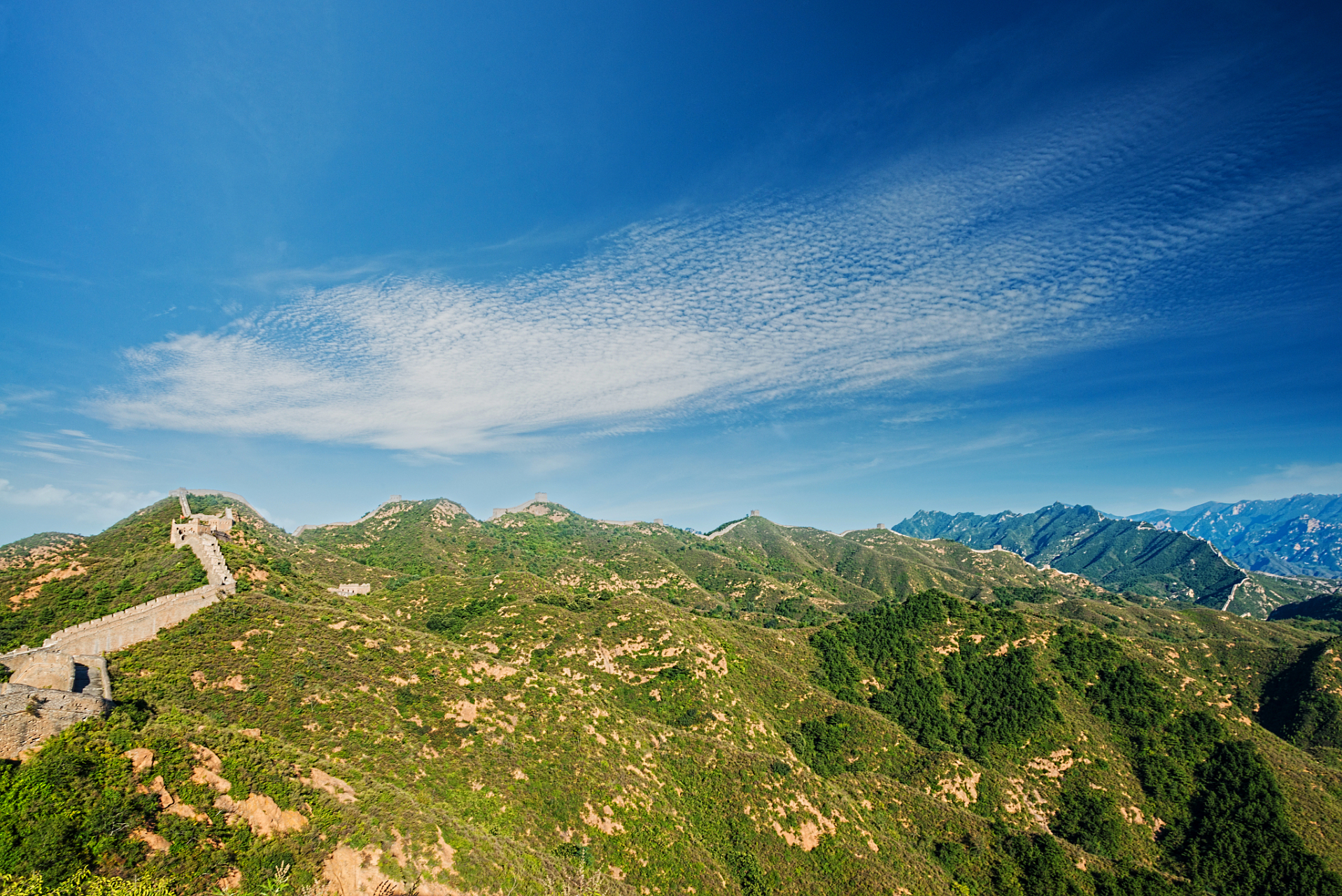 八达岭-十三陵风景名胜区位于中国北京市延庆区,是一个集自然景观和