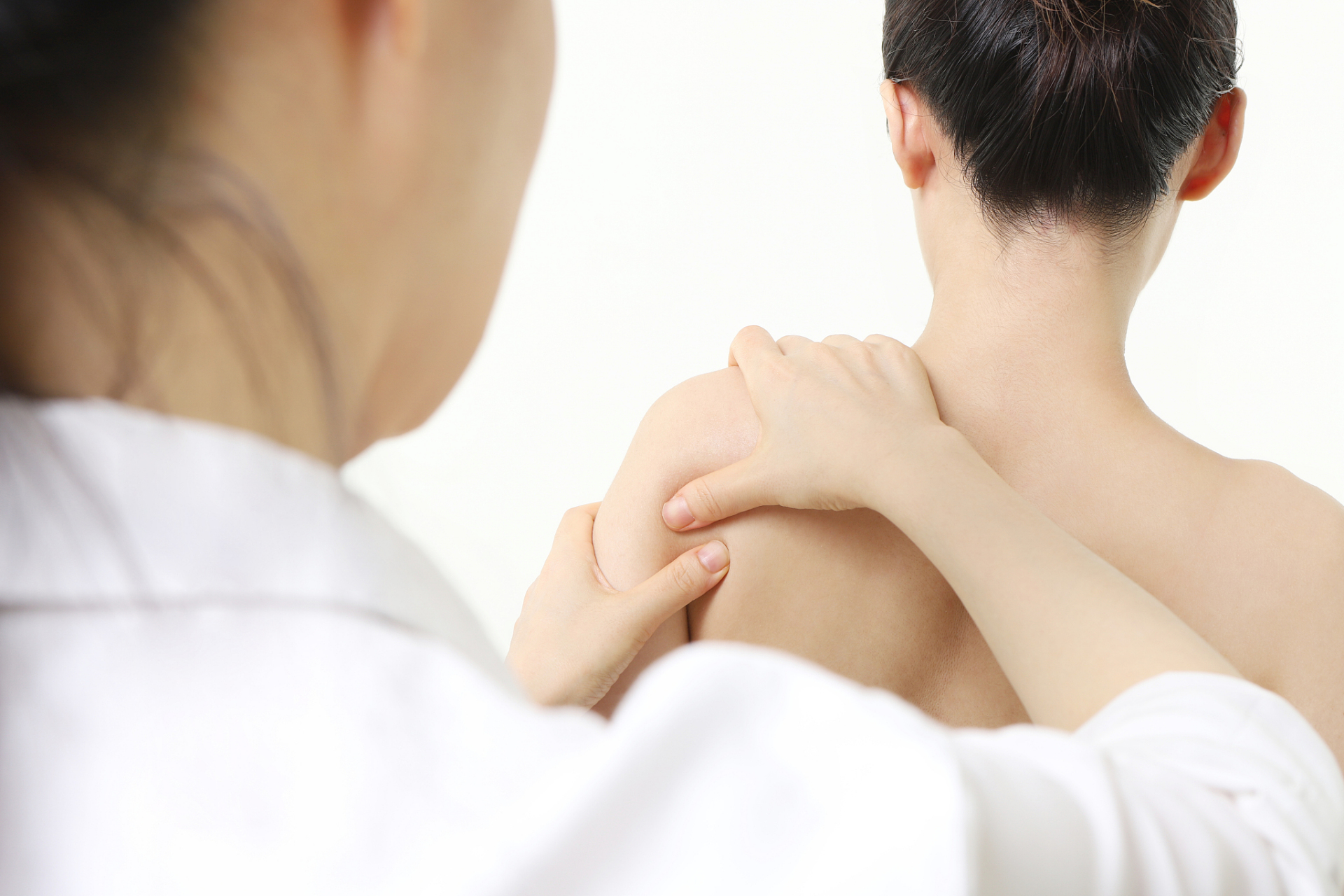 肩周炎推拿按摩:医生教你轻松缓解肩痛秘籍 📌肩周炎,这个看似不起