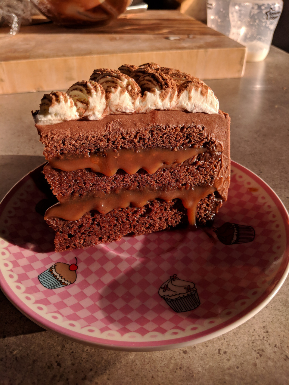 黑森林蛋糕,丰富口感与华丽外观的完美结合!