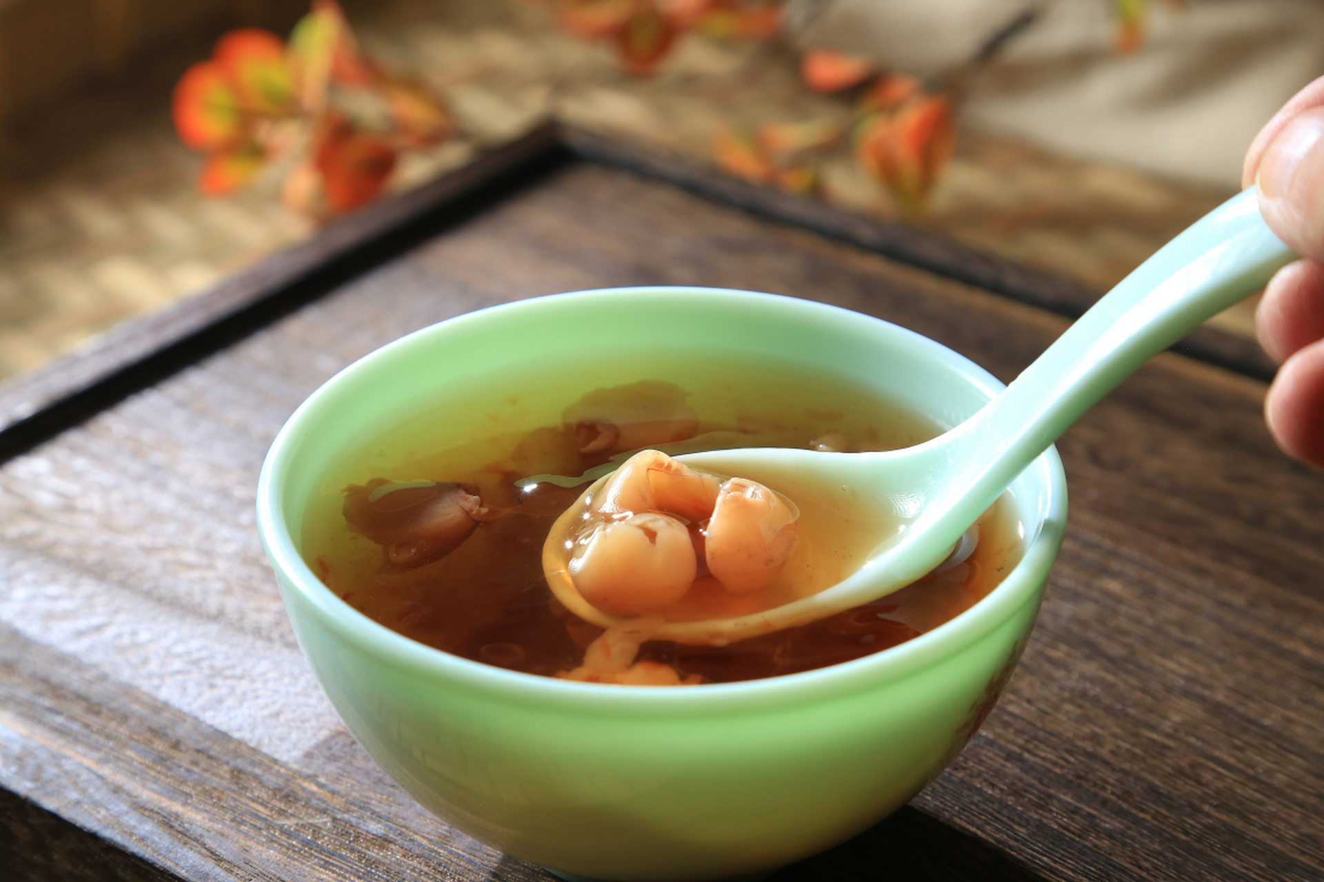 多种选择,美味与健康兼具.自制解暑汤,家人参与,增添家庭乐趣.