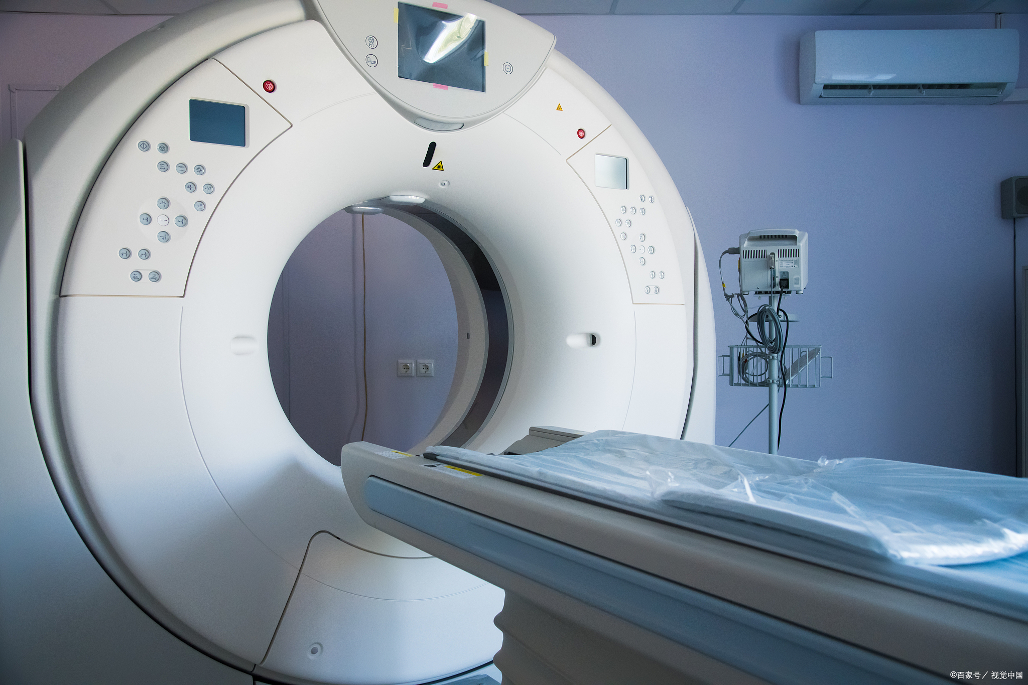 数字x线摄影,简称dr,是一种现代医学影像技术,其核心技术原理在于