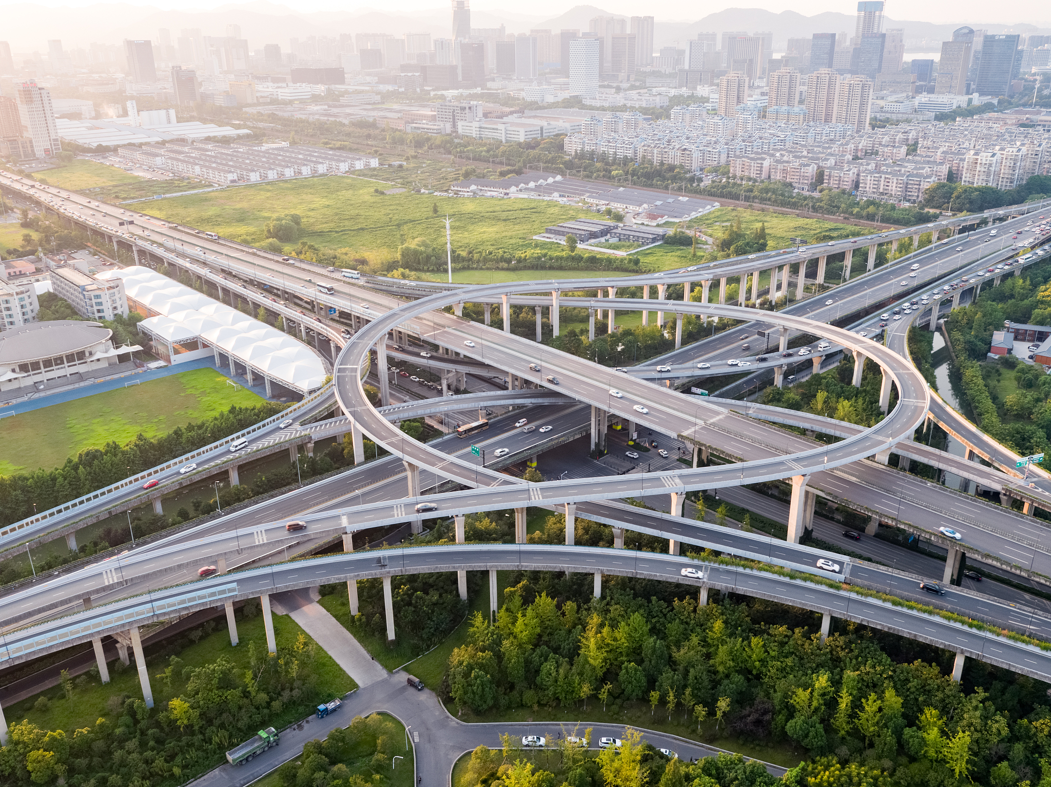 小伙伴们,最近全国政协委员陈伟志的一席话,可是在教