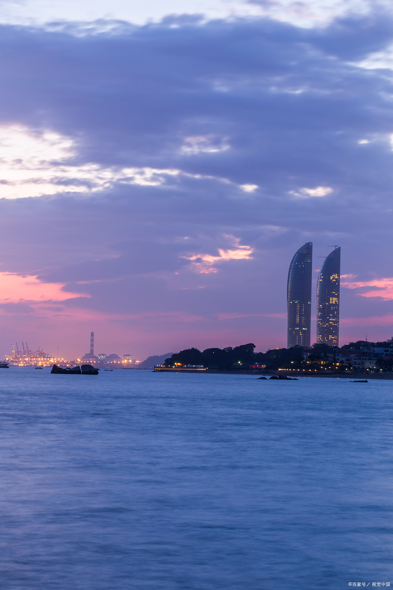 告别了春的潮湿,夏的酷热,冬的寒风,十月十一月,正是拥抱厦门的最佳