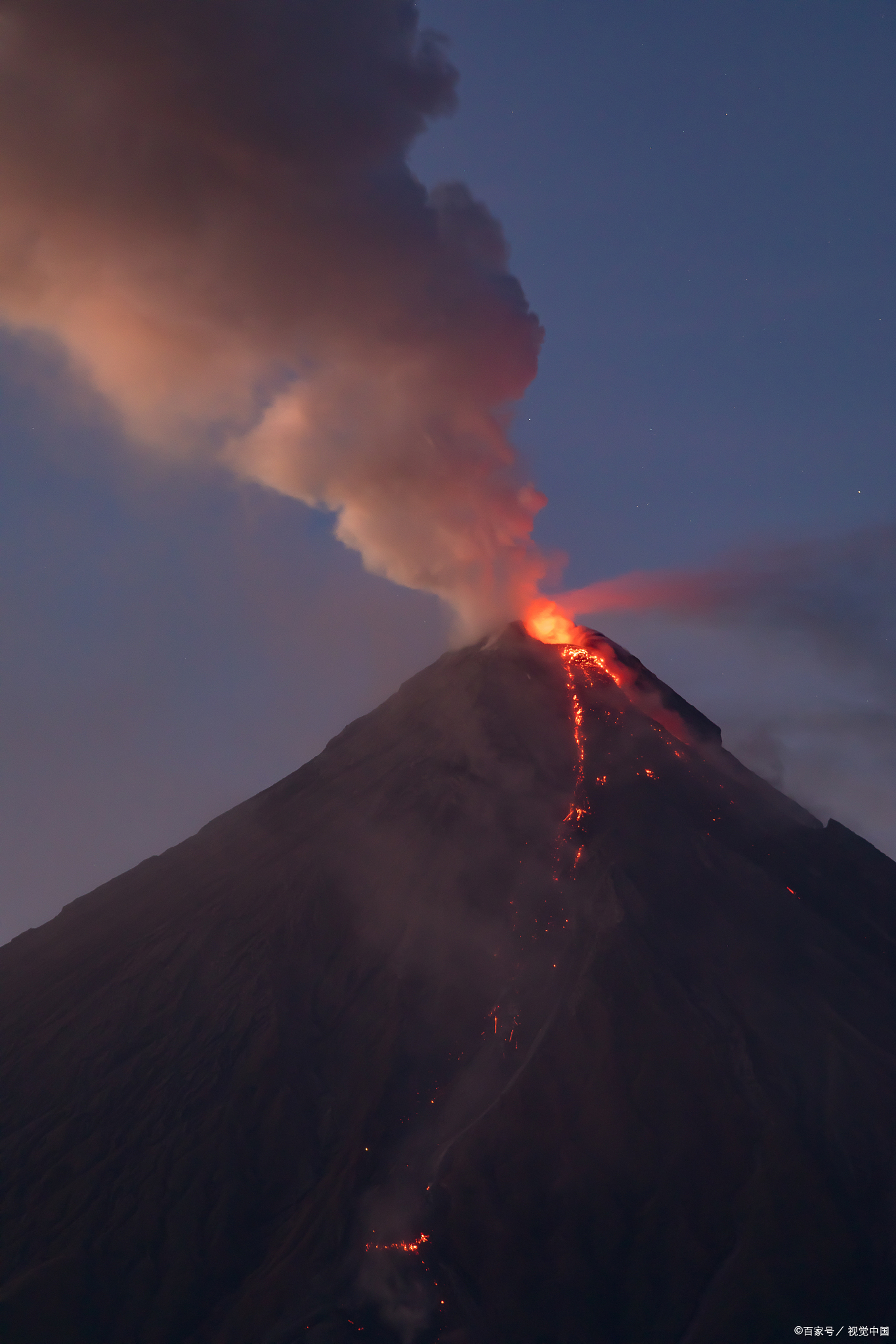 基拉韦厄火山图片