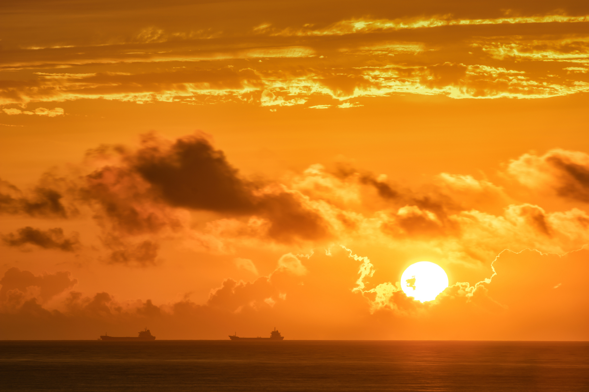 拍摄日出和日落是风光摄影中非常吸引人的主题,对于新手来说,掌握