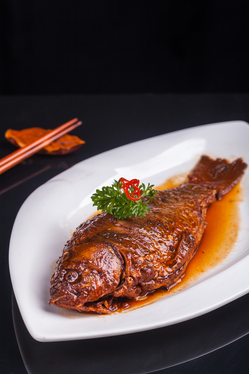 邢台酥鱼,河北邢台的传统美食,选用鲜嫩鱼类,经过多道工序,酥软入味