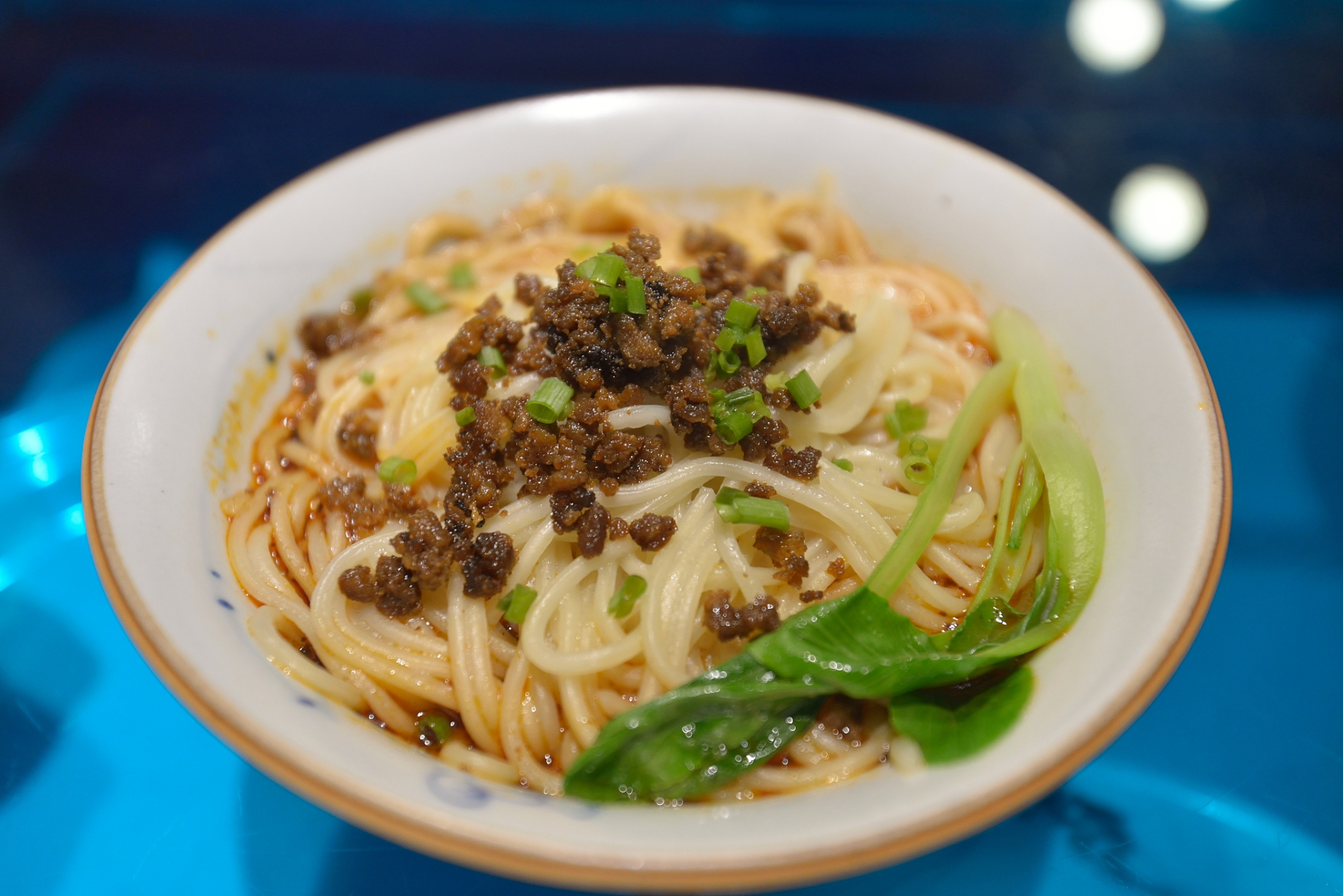 干绍面,这一在四川乐山堪称家喻户晓的面食,其美妙的口感和独特的风味