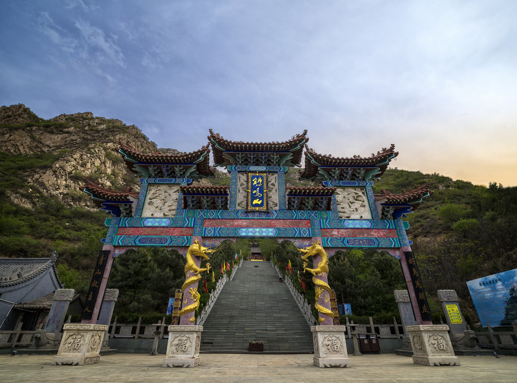 张家口一日游,探寻自然与历史的魅力  张家口,这座位于河北省西北部的