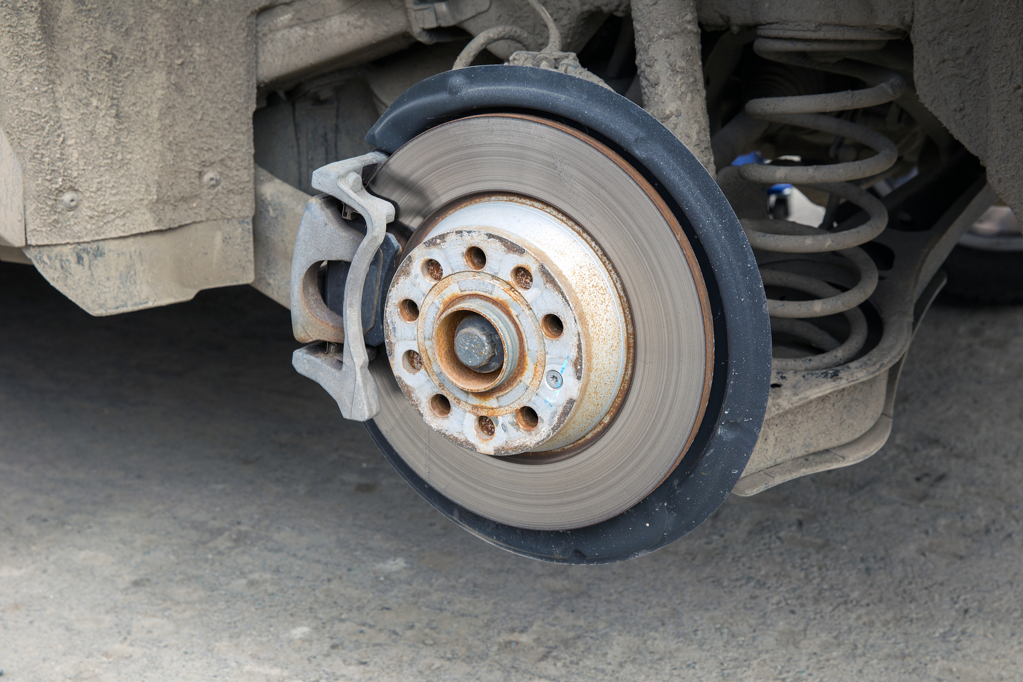 开车族必看!刹车安全不容小觑,关乎每一次的平安出行