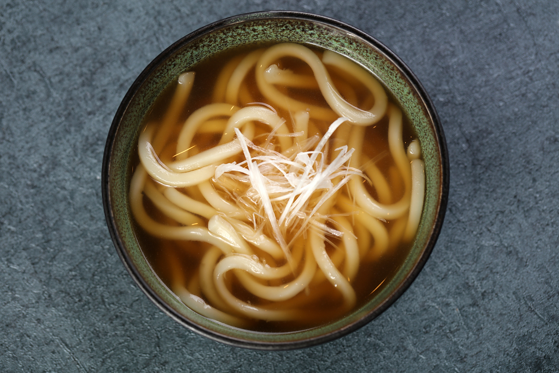 酱汤浓郁,是去日本时候不可错过的美食~日本松田matsuda日式乌冬面,用