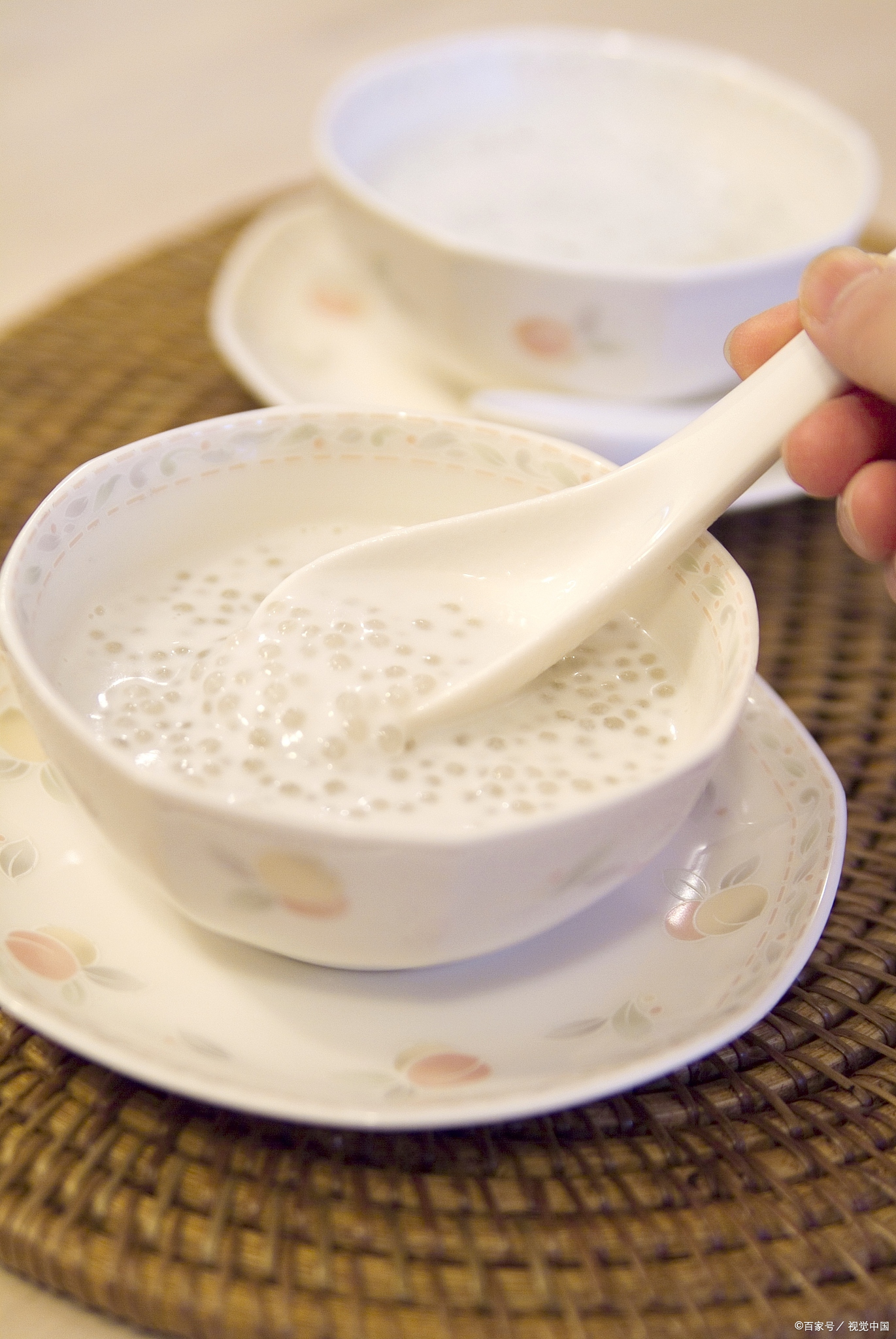 椰汁西米露的做法