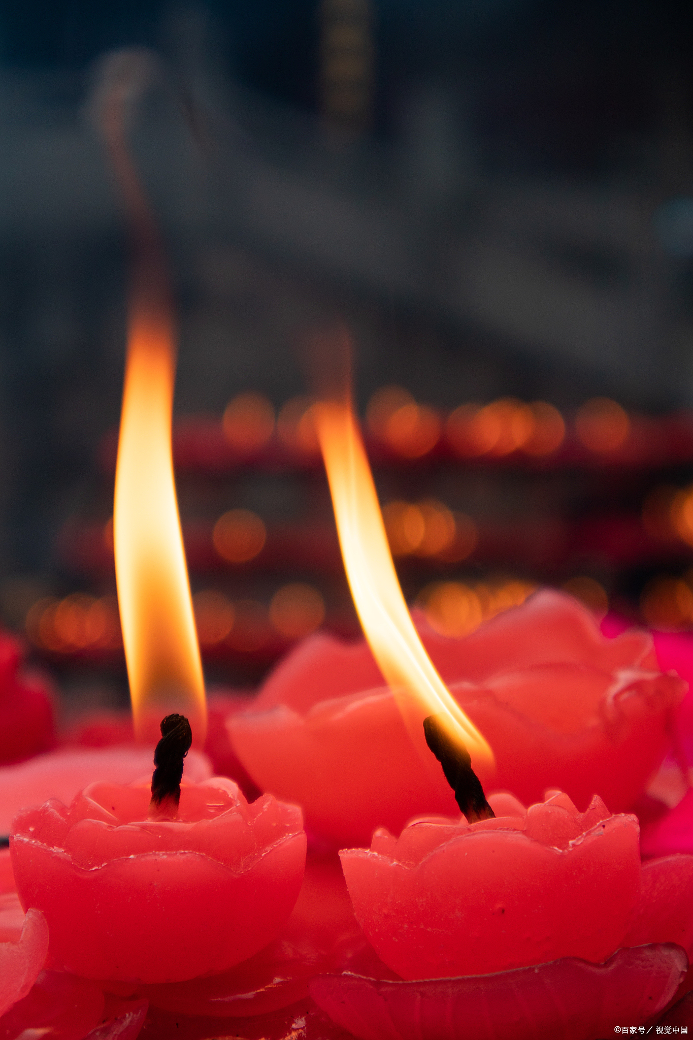 祭烛光图片古代夫君思念娘子烛火图片大全佛前灯烛的图片祭灯图片晚风