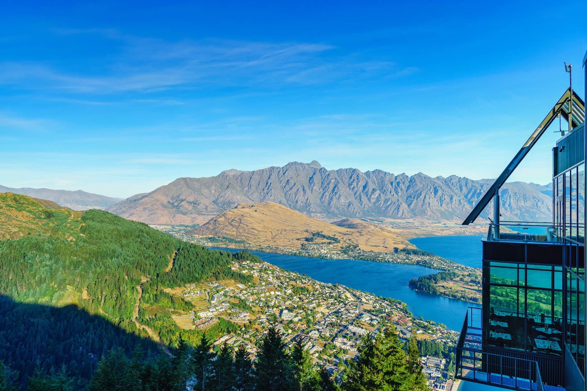 新西兰皇后镇,清凉夏季避暑推荐  在这个炎热的夏天,如果你想要远离