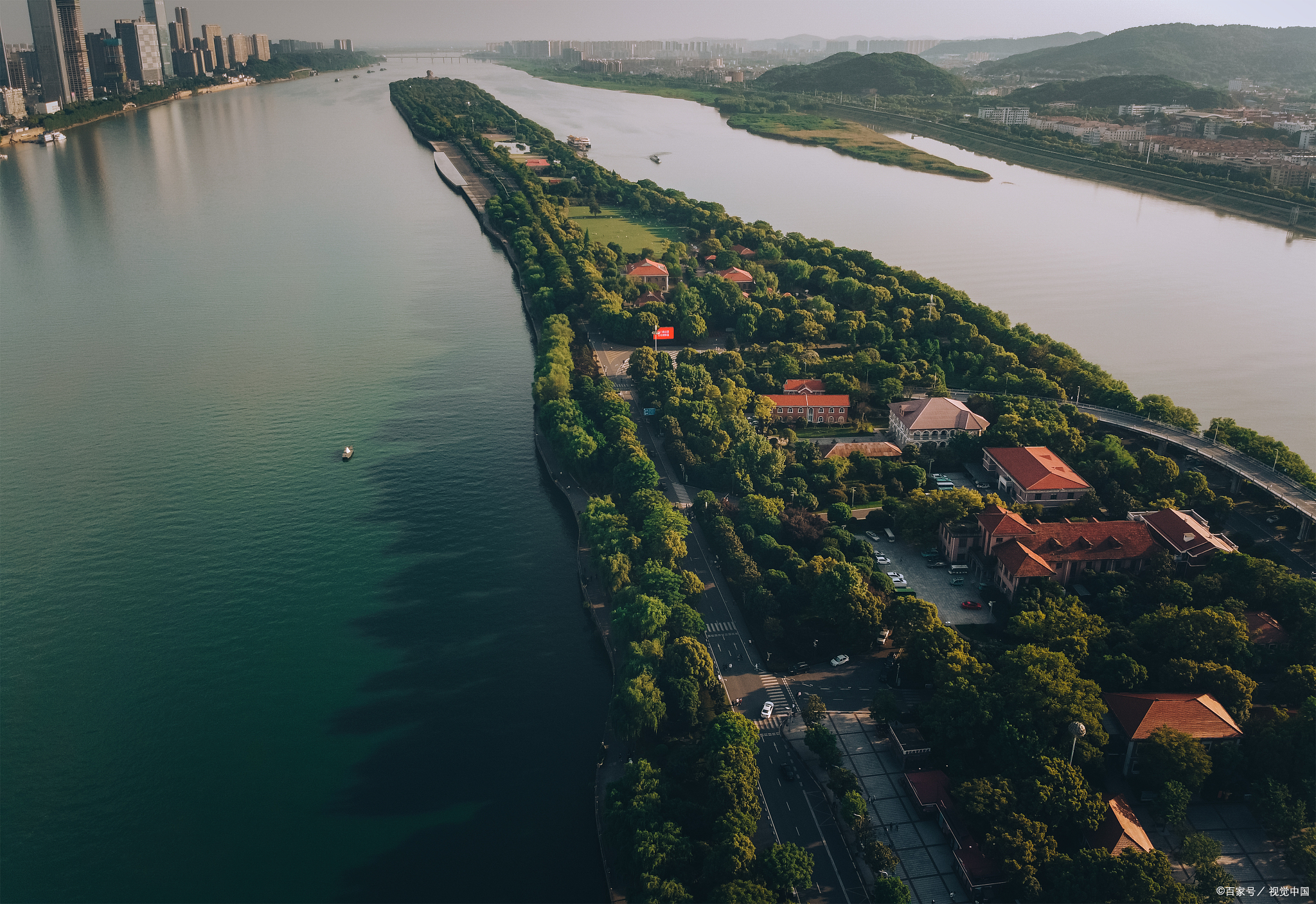 橘子洲,穿越历史长河,橘子洲带你重温伟人足迹!