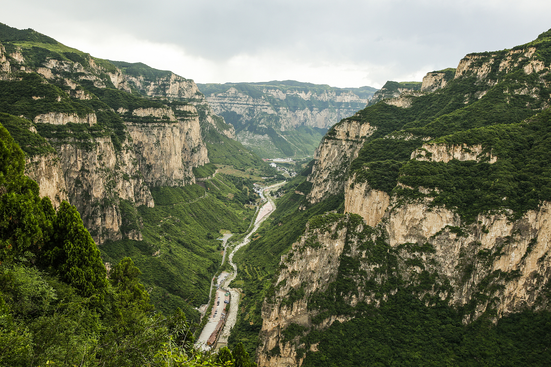 壶关太行山大峡谷,位于河南与山西交界处,是太行山大峡谷国家森林公园