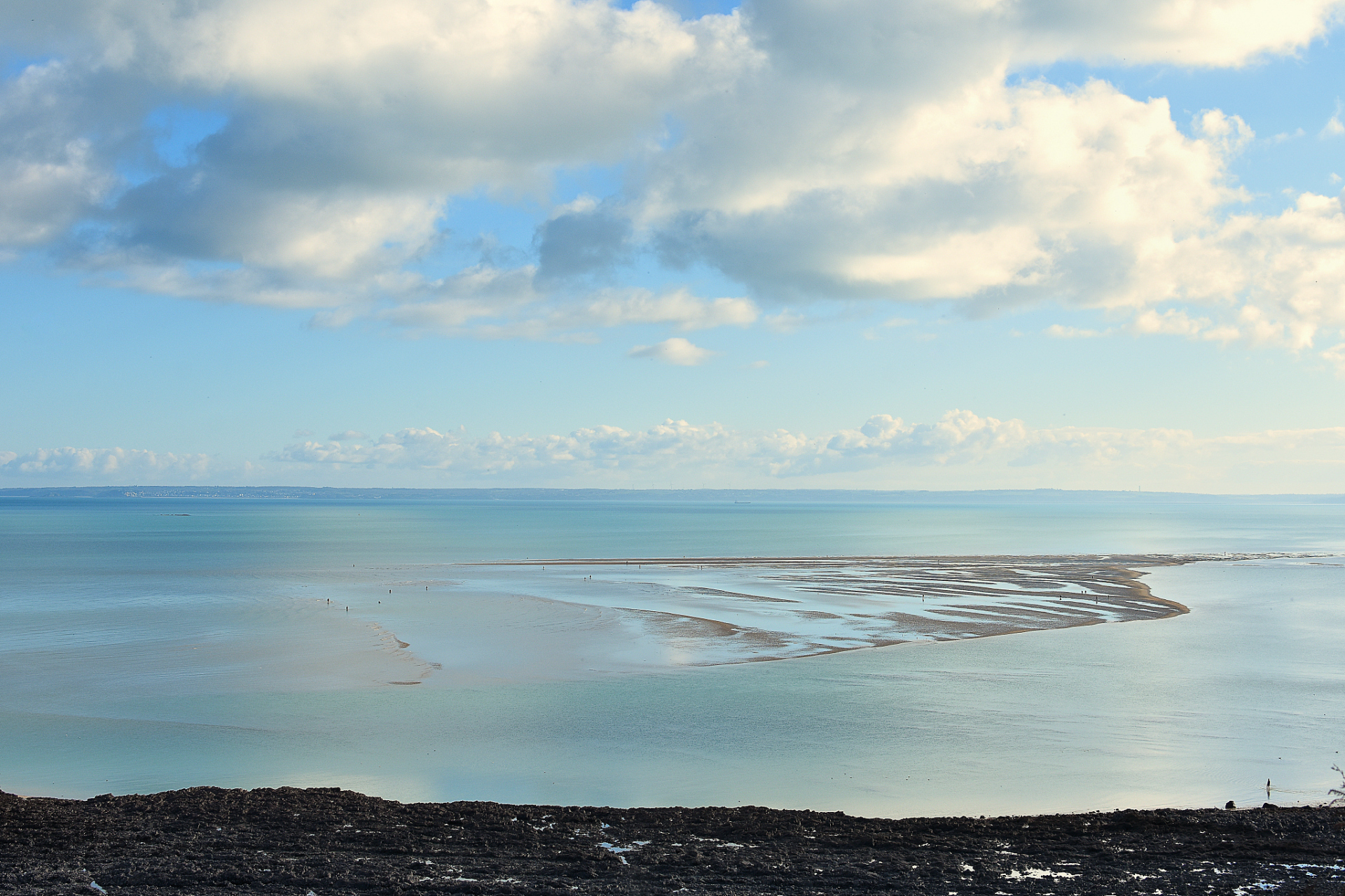 达里诺尔湖是内蒙古自治区赤峰市克什克腾旗的著名旅游景点,这里不仅