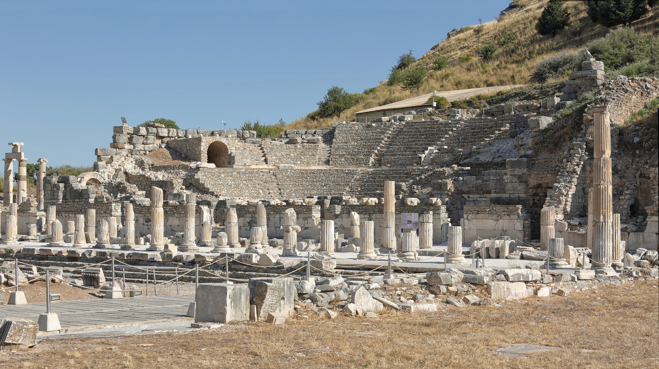 庞贝城是古罗马帝国时期的一个城市,位于今天的意大利