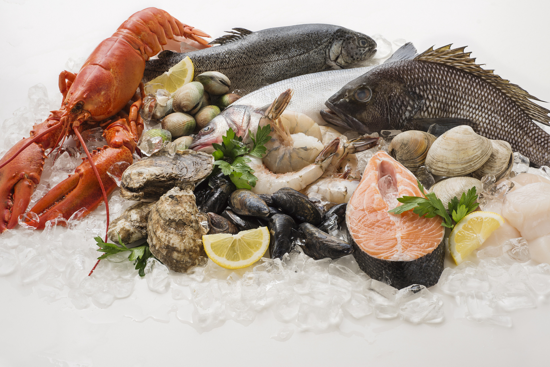 男子吃生腌海鲜后4次手术失去1条腿,医生称感染了"创伤弧菌"  最近