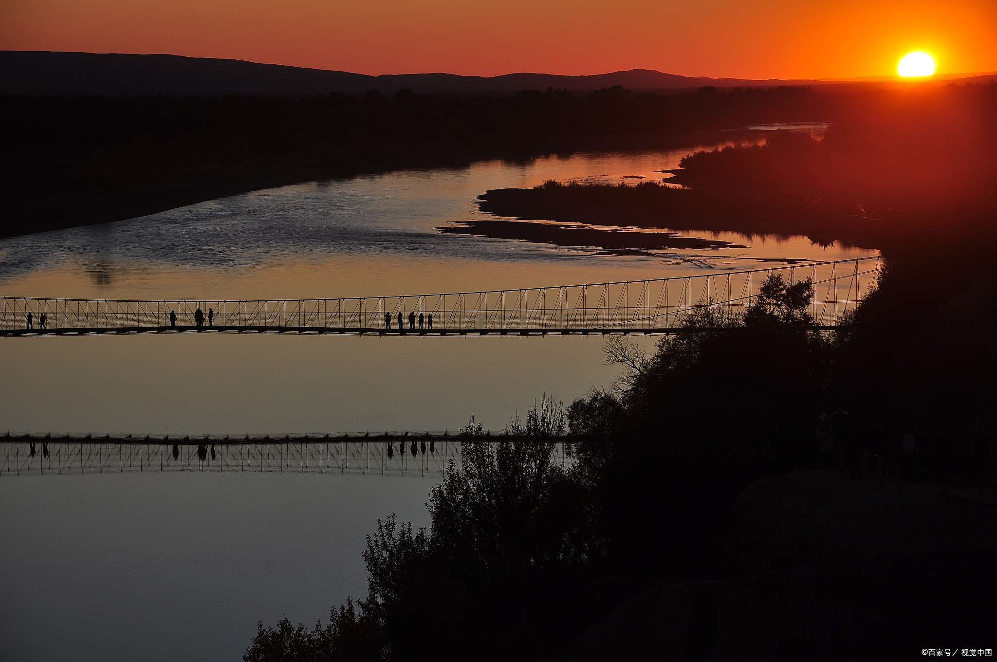 双鸭山雁窝岛日出观景,晨光湖面绚丽浪漫,必看美景啊!