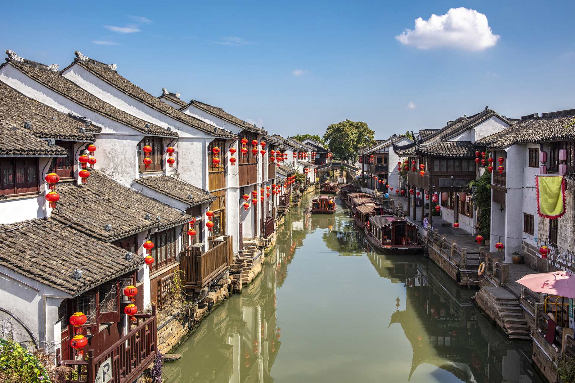 苏州,这座美丽的江南水城,拥有着丰富的历史文化底蕴和独特的自然