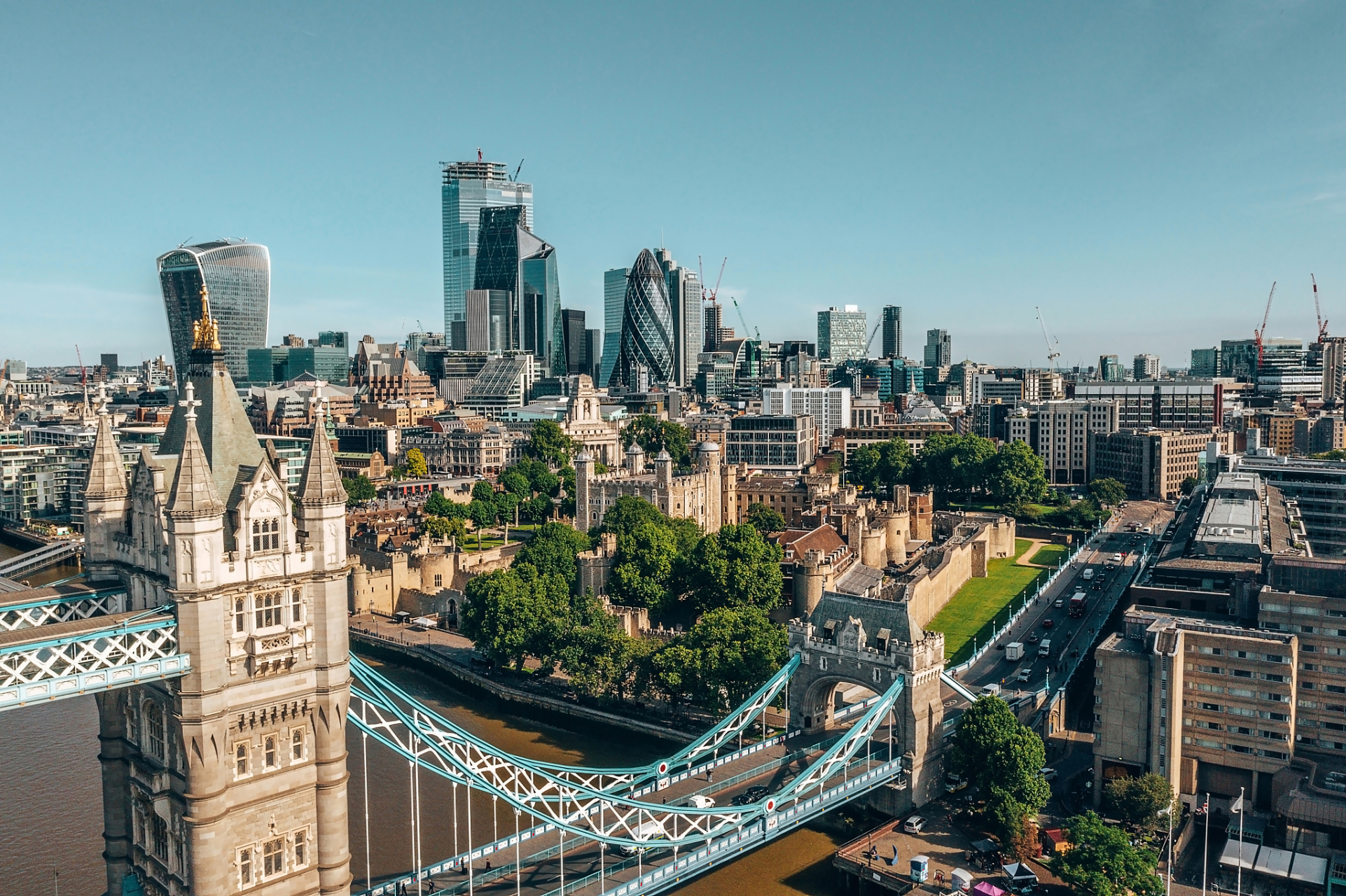欧洲最发达的城市: 伦敦——英国 巴黎——法国  柏林——德国