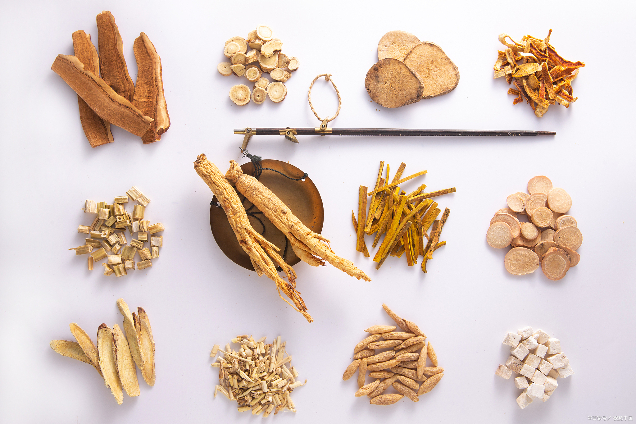 闺蜜听说后一个劲劝我别看中医,说中医就是骗钱的.