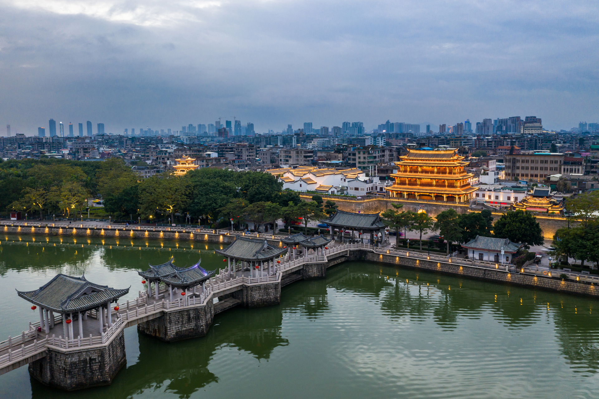 广东最好旅游的地方(广东最好旅游的地方是哪里)