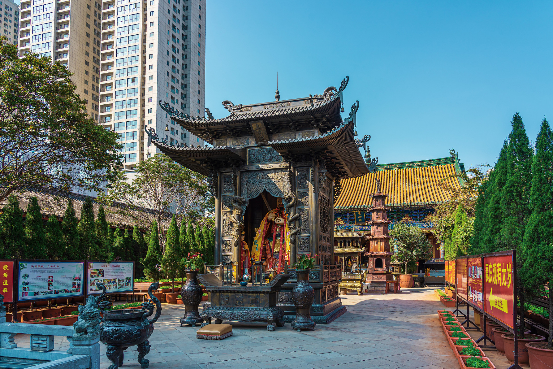 云南民族大观园:一站式体验云南多彩民族风情的绝佳之地!