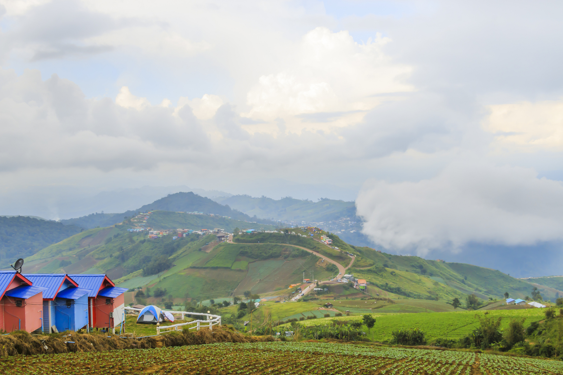 邵阳南山旅游指南:  邵阳南山位于湖南省邵阳市城步苗族自治县,是一