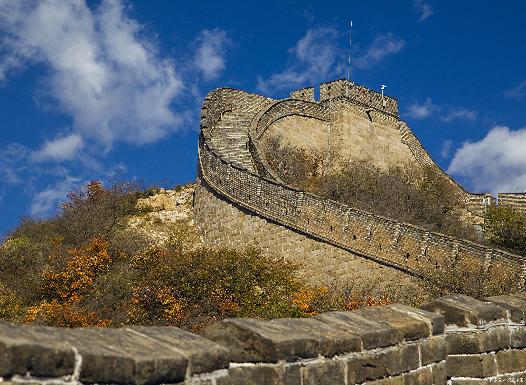北京长城哪个最值得去游玩 北京的长城真的是一道美丽的风景线.