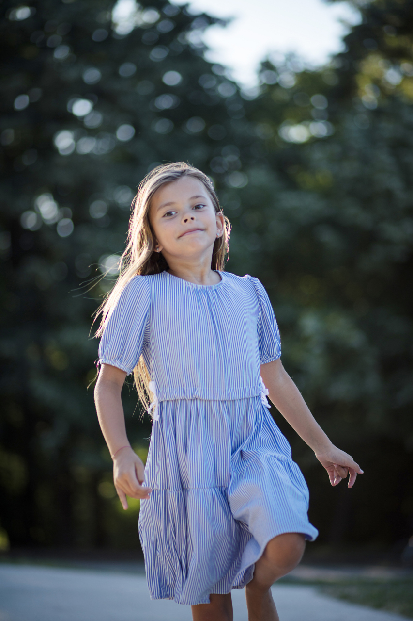 百家号独家动态#  green girl  黄毛丫头;新手;没经验的人  vetern