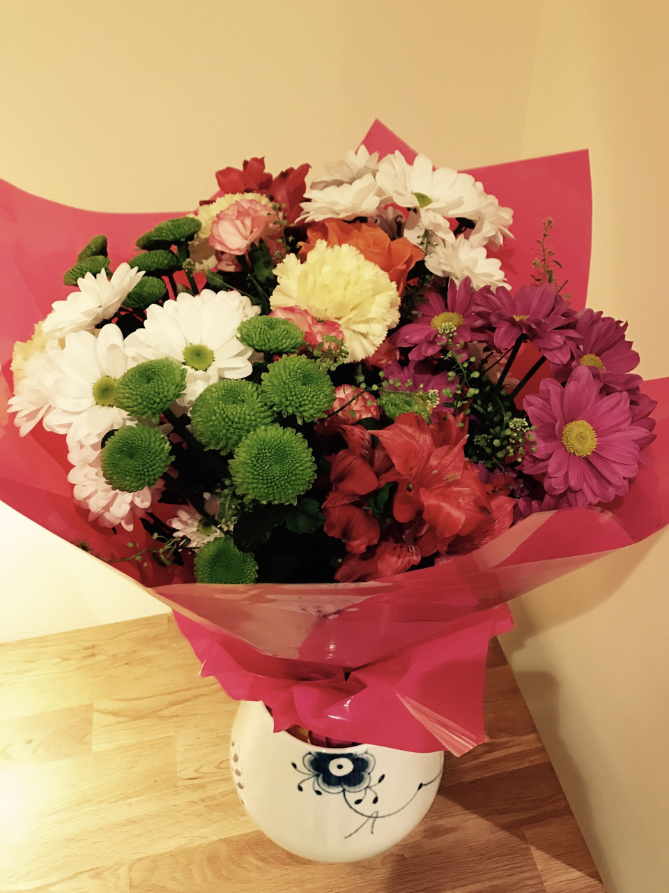 妇女节献花记:用心搭配的花束,送给最美的妈妈  妇女节送妈妈花束搭配