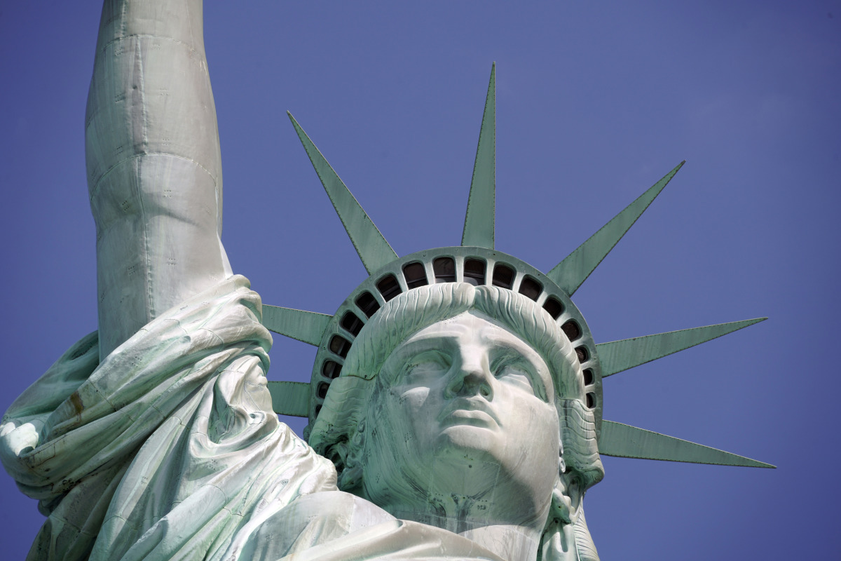 自由女神像,这座象征着自由,民主和希望的标志性建筑