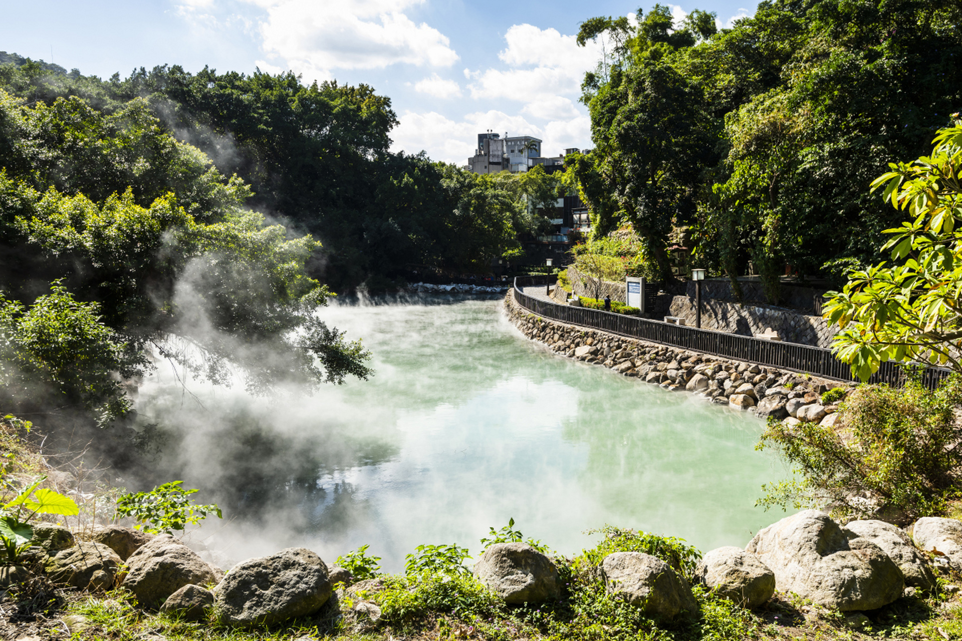 当年尼日利亚仅仅只有一公斤的高浓缩铀,就让吵得不可开交的五大扇怂