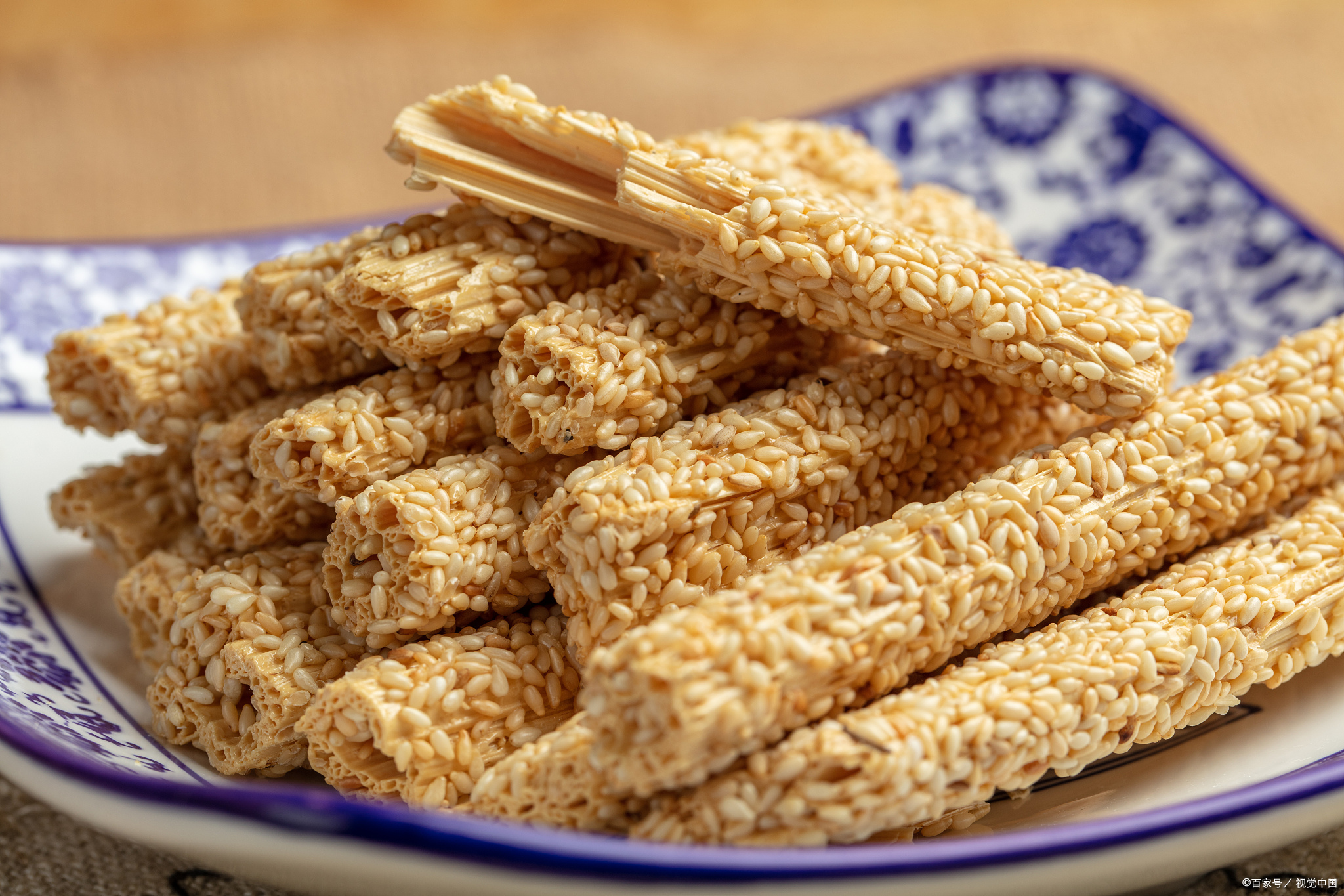 眼看腊月二十三已经到了,你吃芝麻糖了吗?