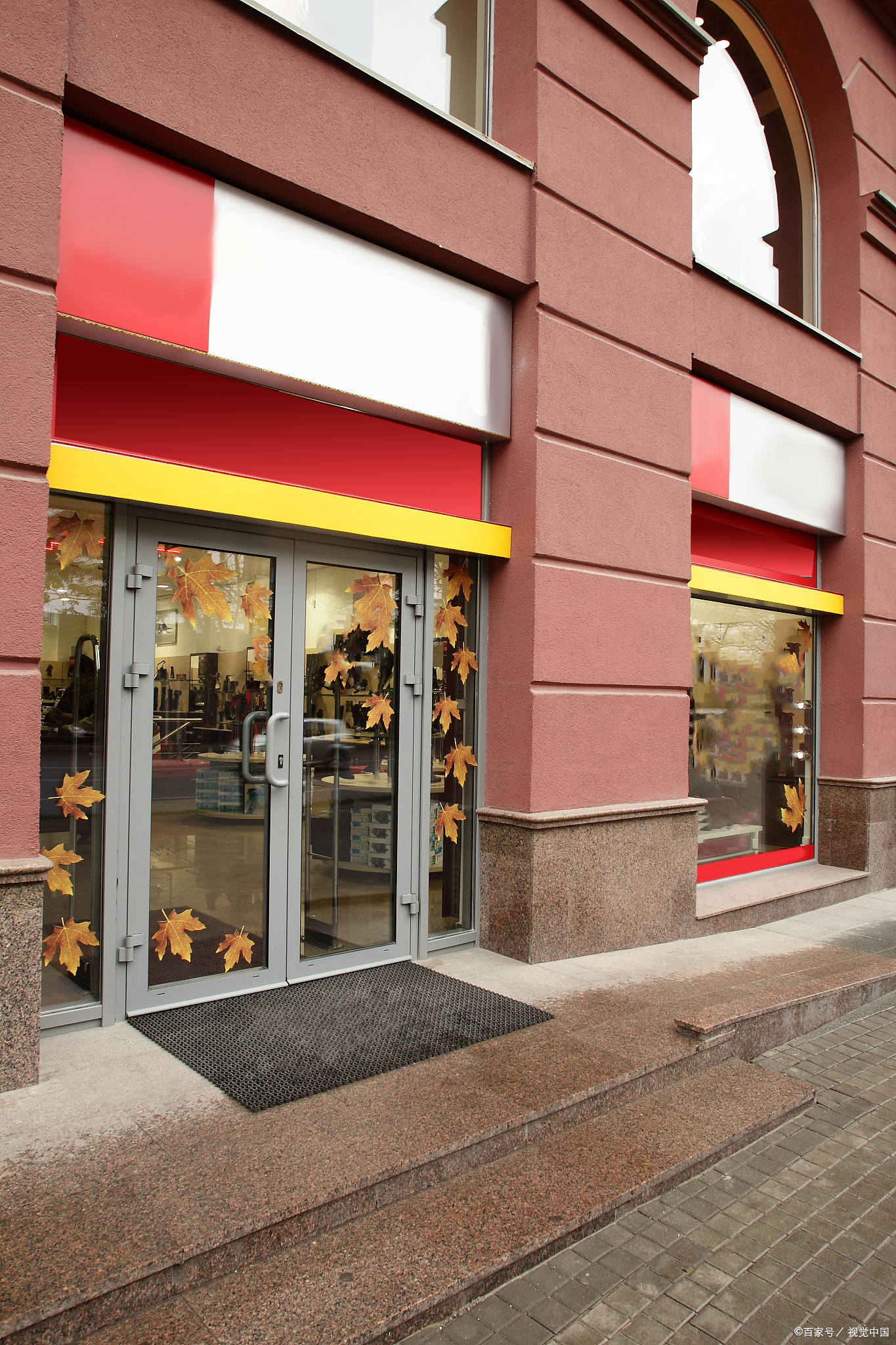 学校附近适合开什么店比较好