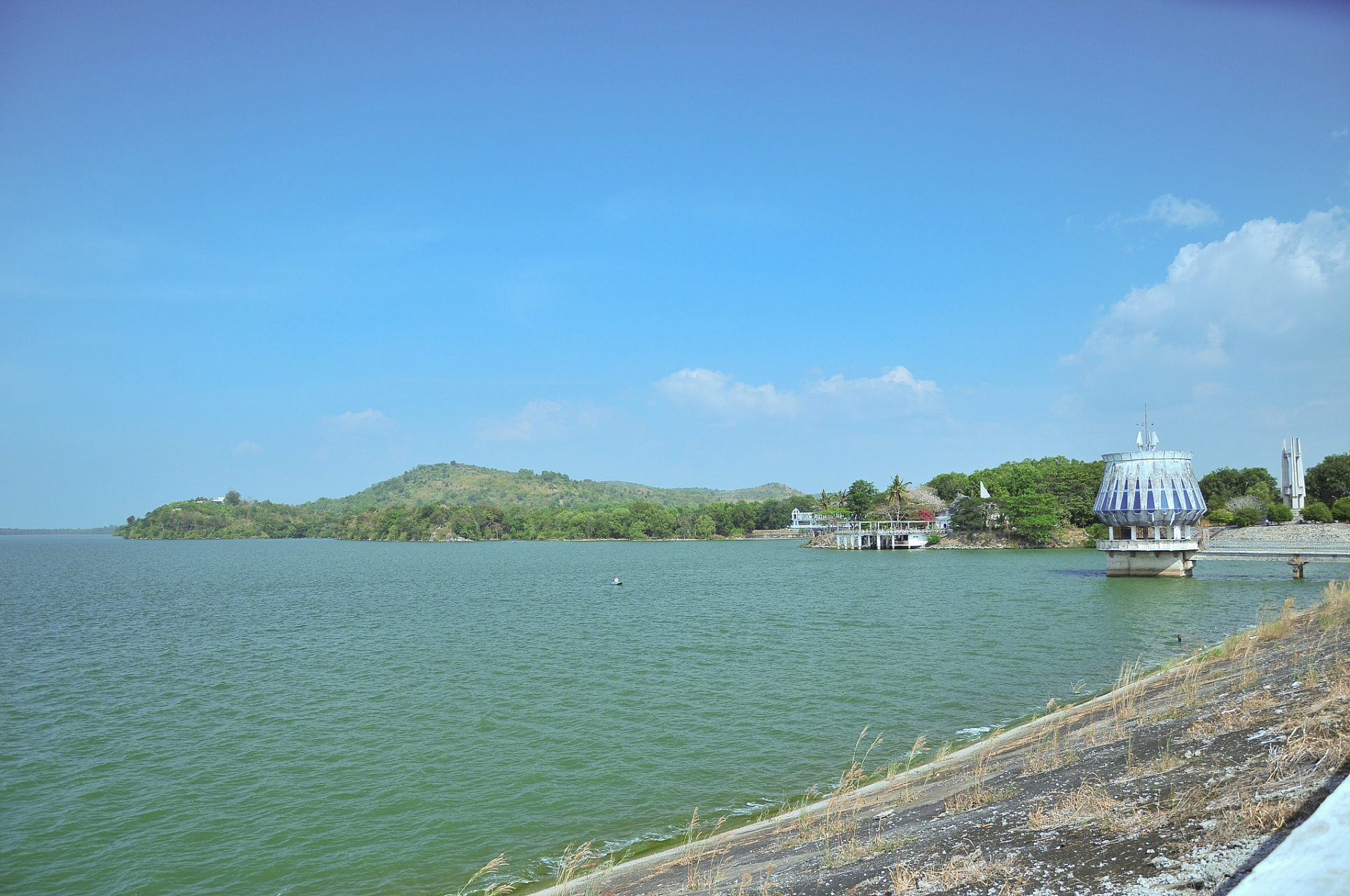 夏日闪光旅行家# 六安万佛湖风景区:湖光山色,休闲胜地!
