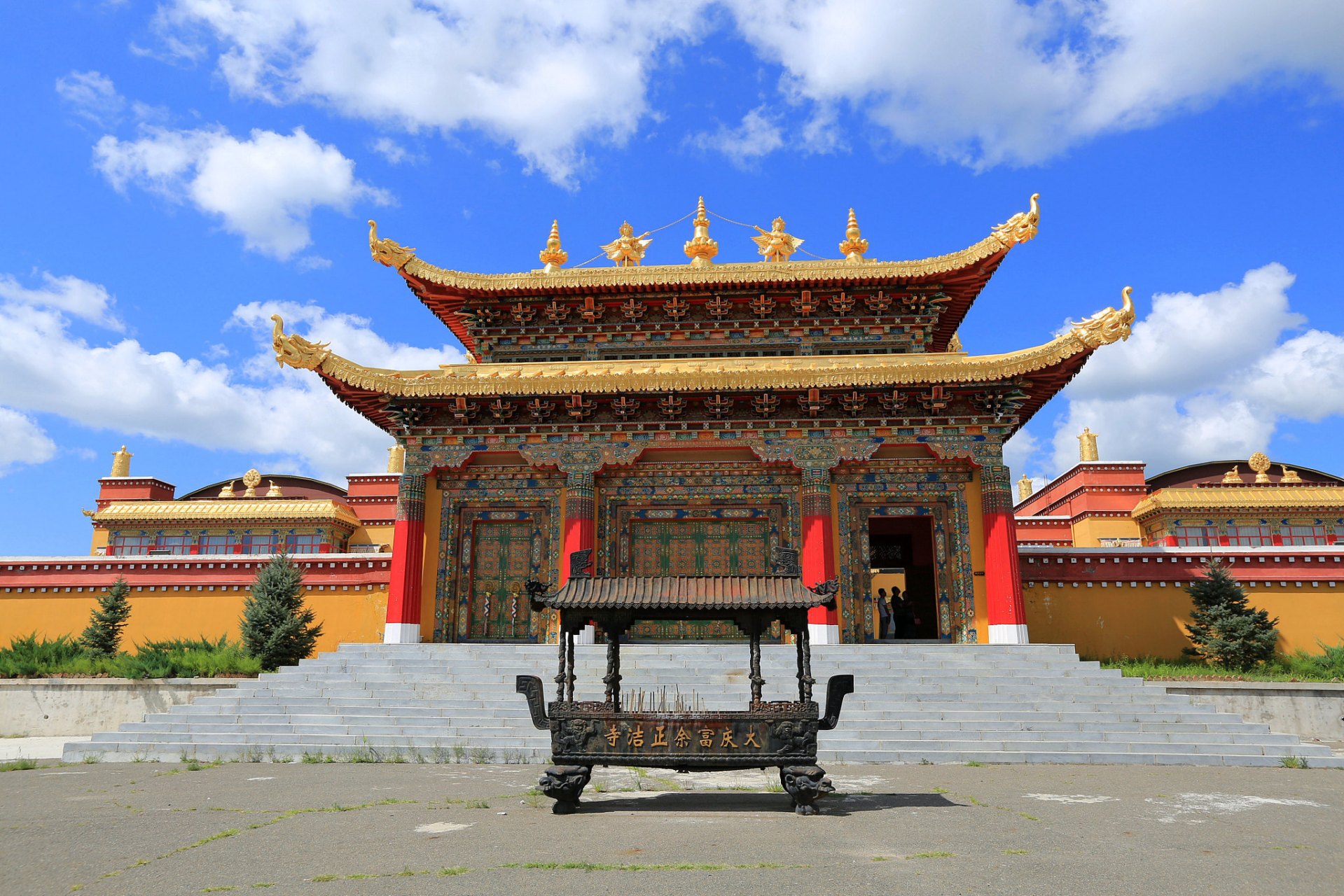 这一站就出发# 乌审召庙位于乌审旗乌审召镇乌审召嘎查,建于清康熙年