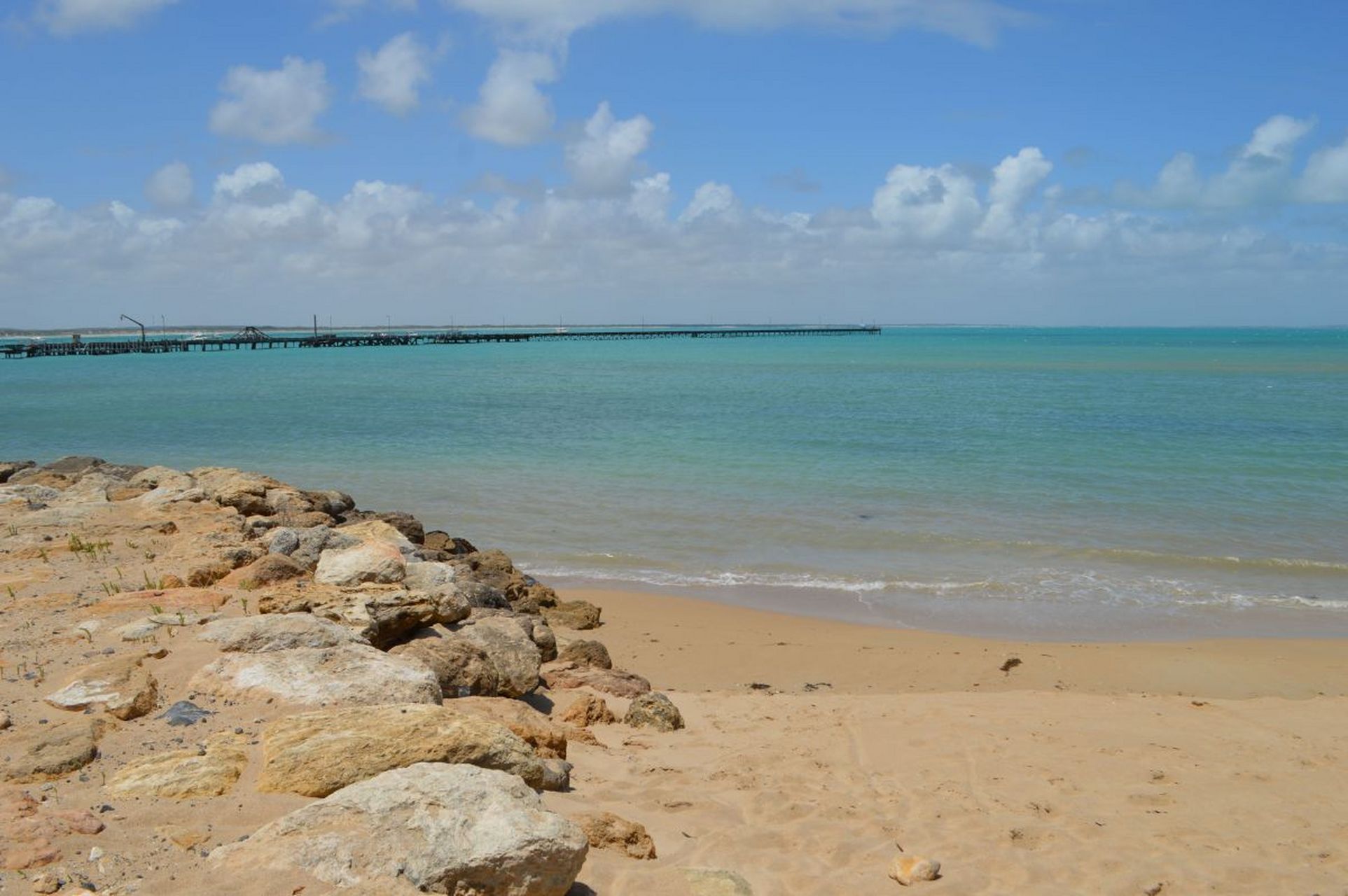 嬉行记# 北海涠洲岛,俗称"涠洲",位于中国广西壮族自治区北海市灸内